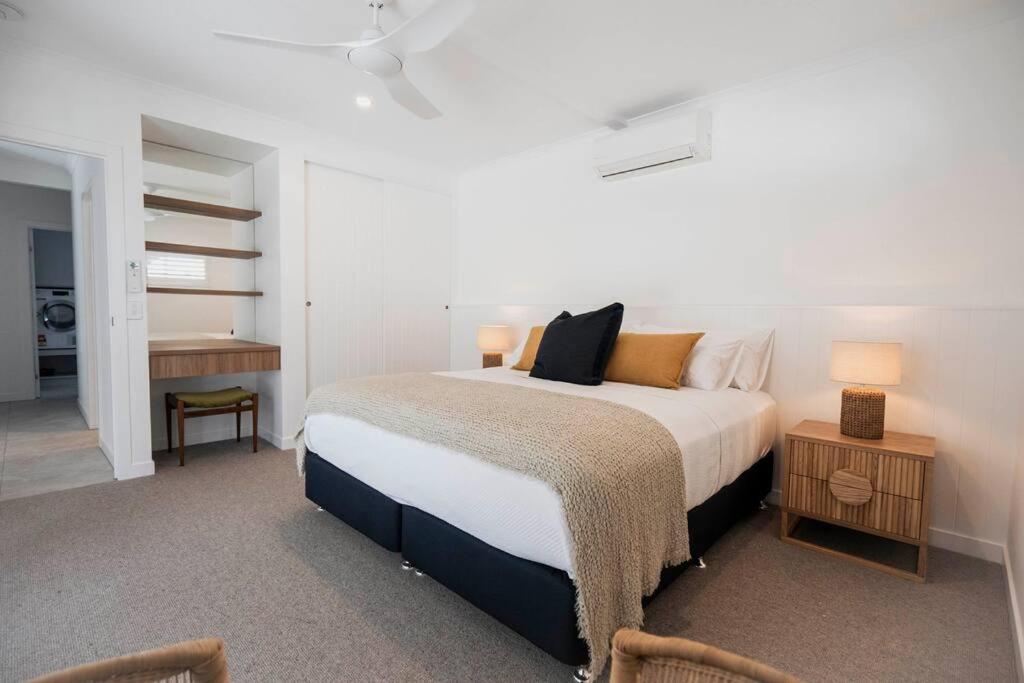 Sunset Lagoon Noosa Luxury with Stunning Views