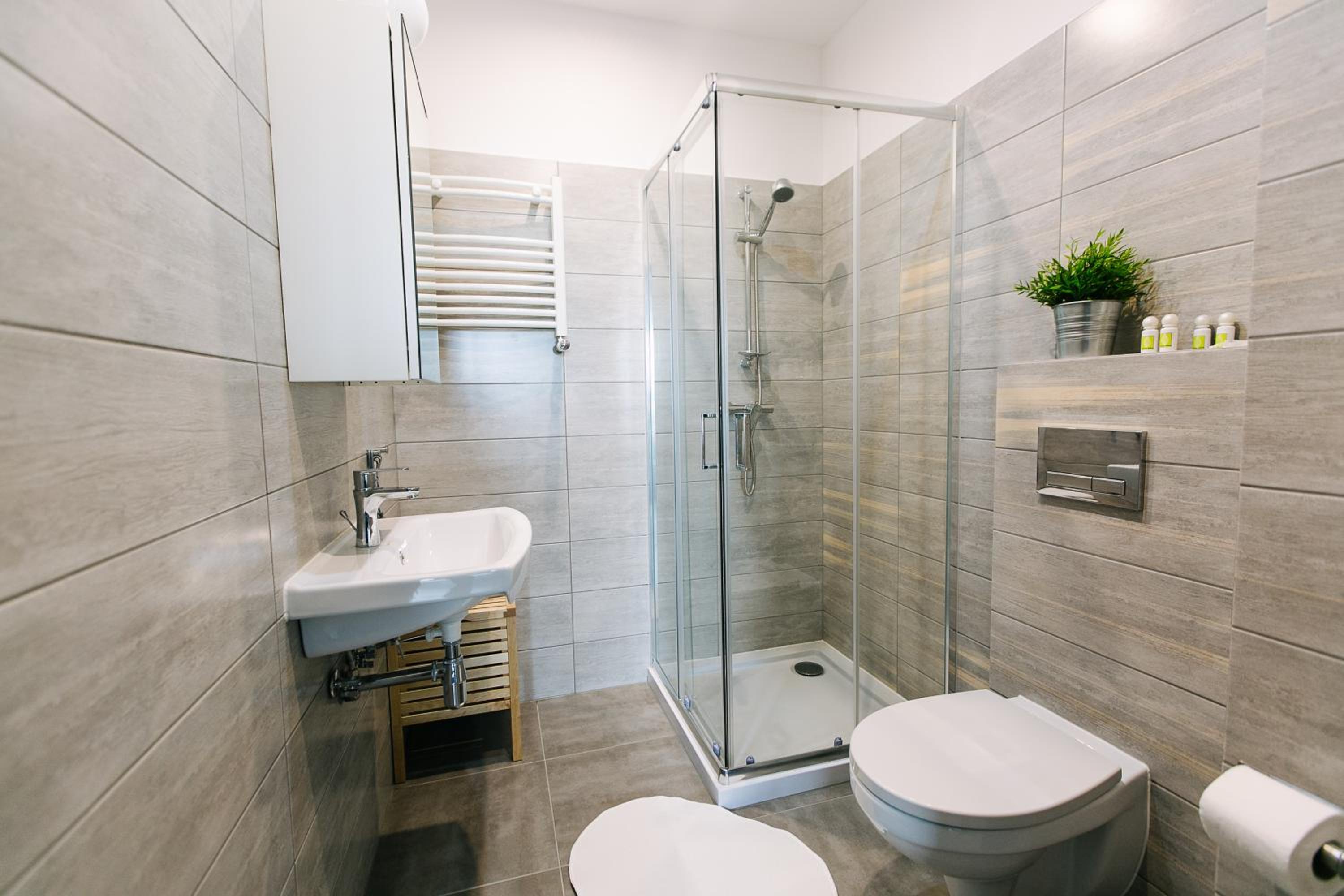 RENTTNER Apartamenty