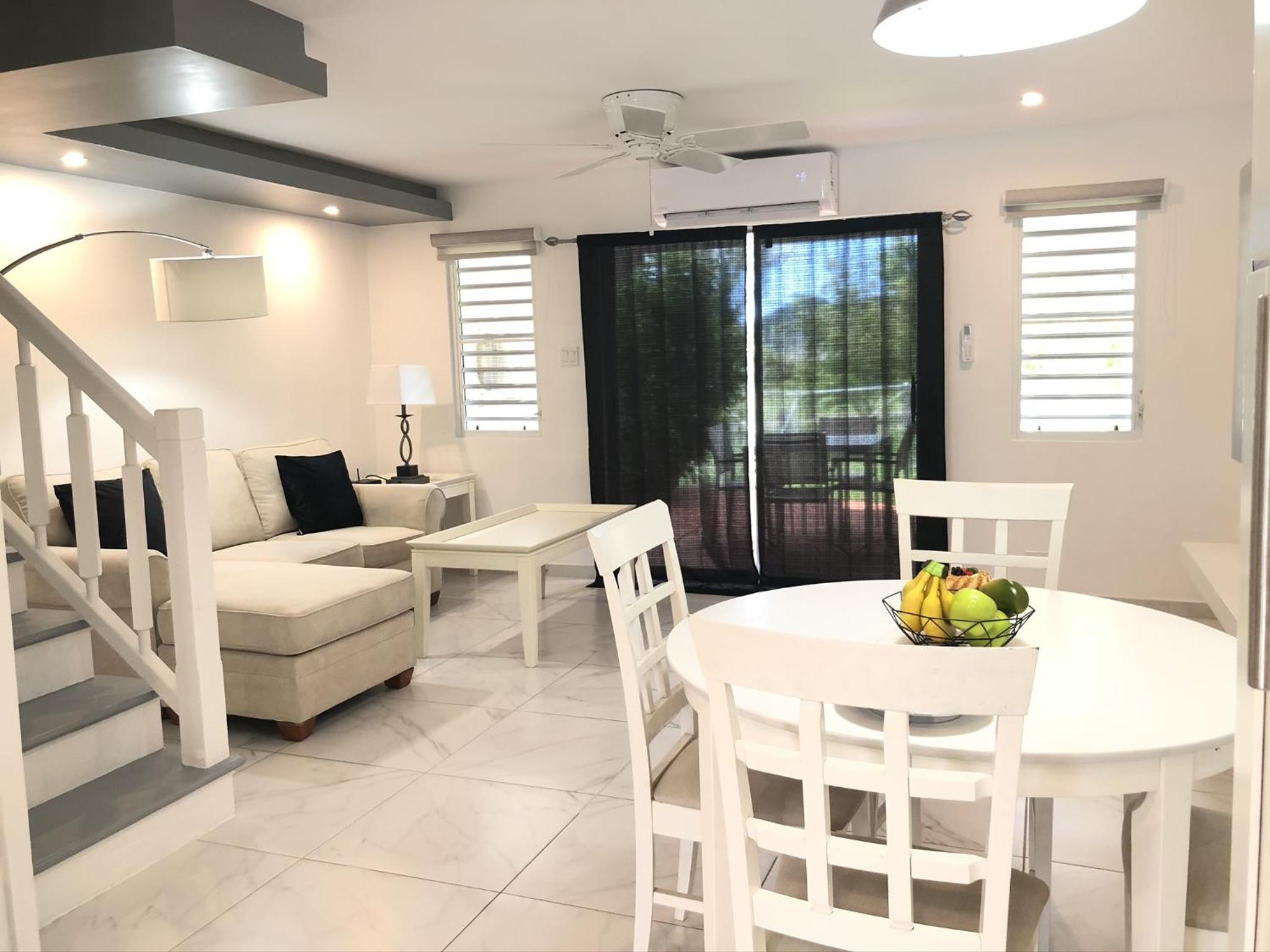 101E Jolly Harbour