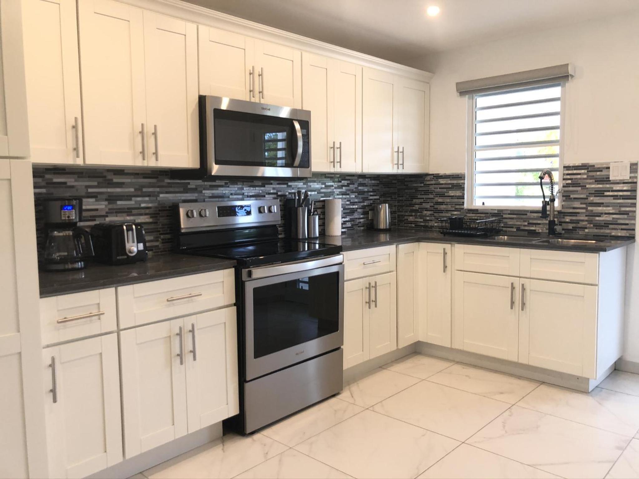 101E Jolly Harbour