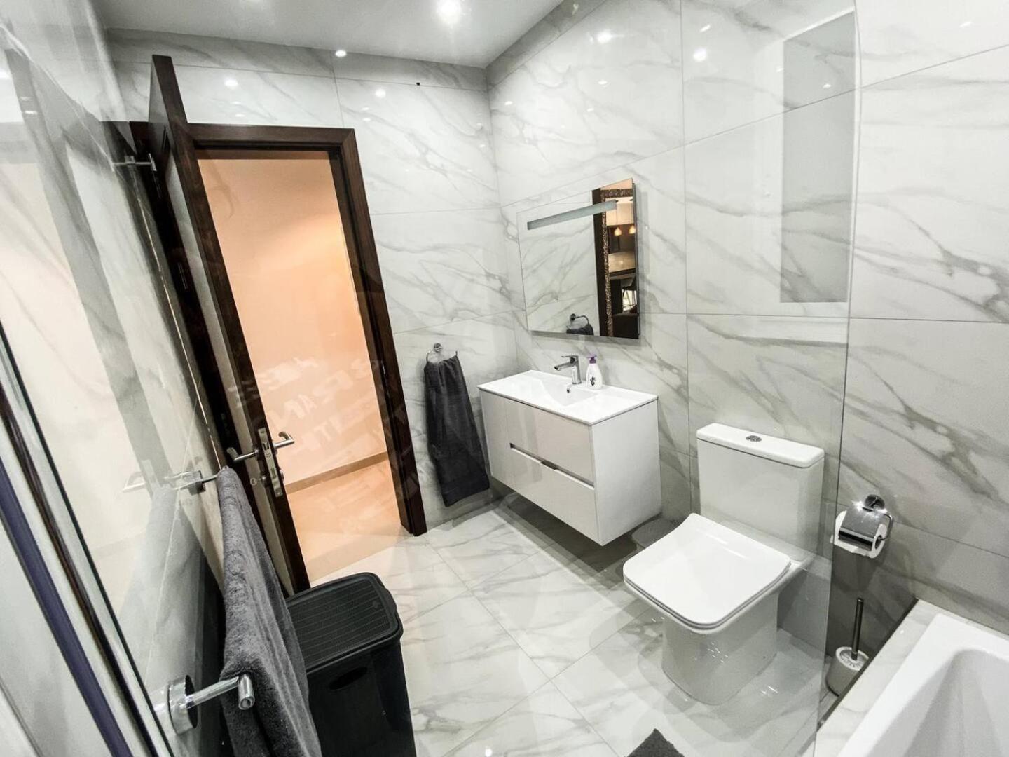 Amazing 2BED Ghadira! by Homely photo 5
