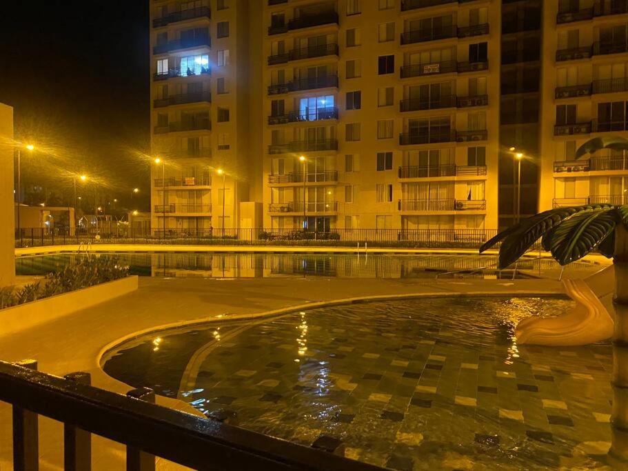 Apartamento Ricurte Piscina Condominio