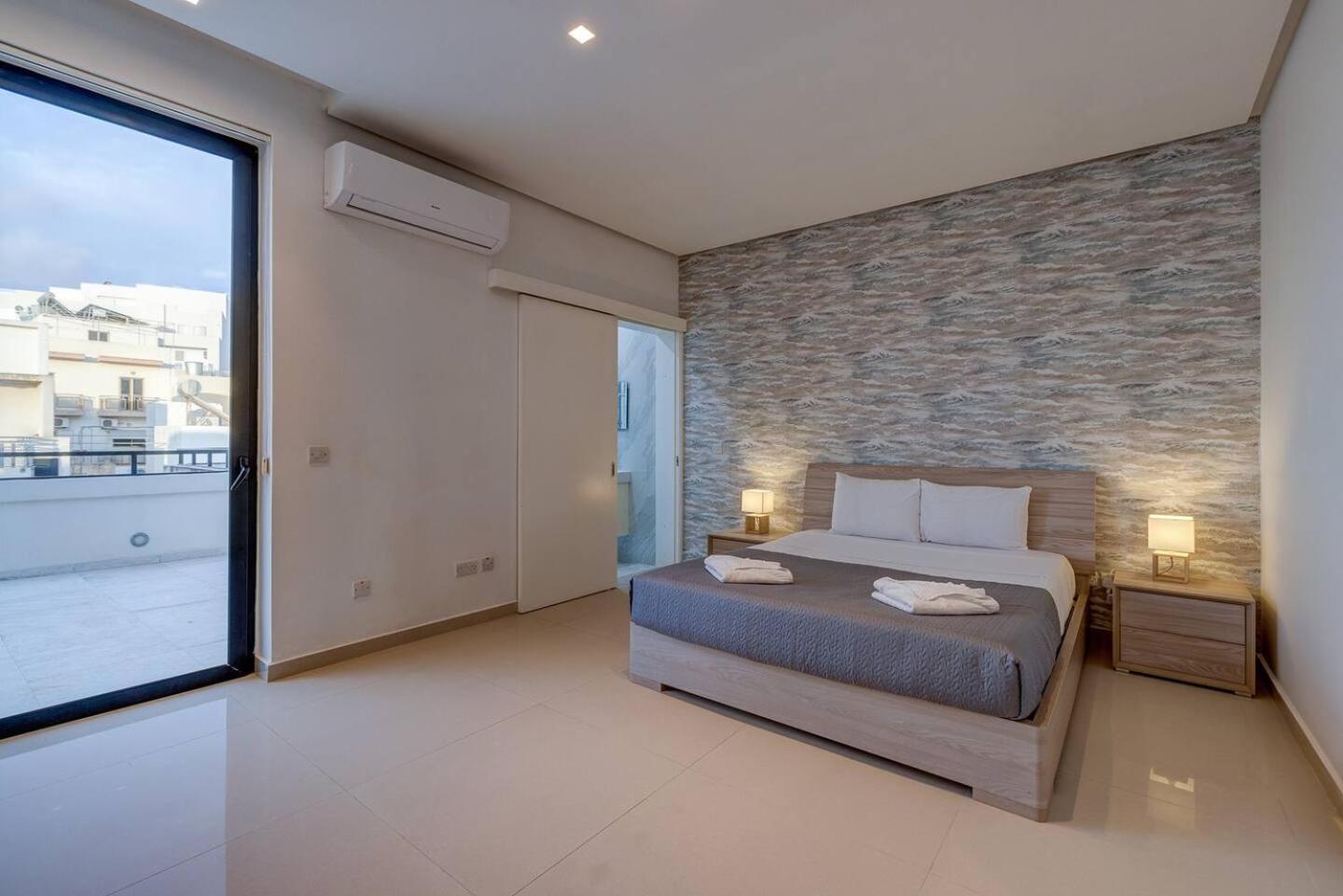 Stunning 3BED with views Mellieha by Homely view 3