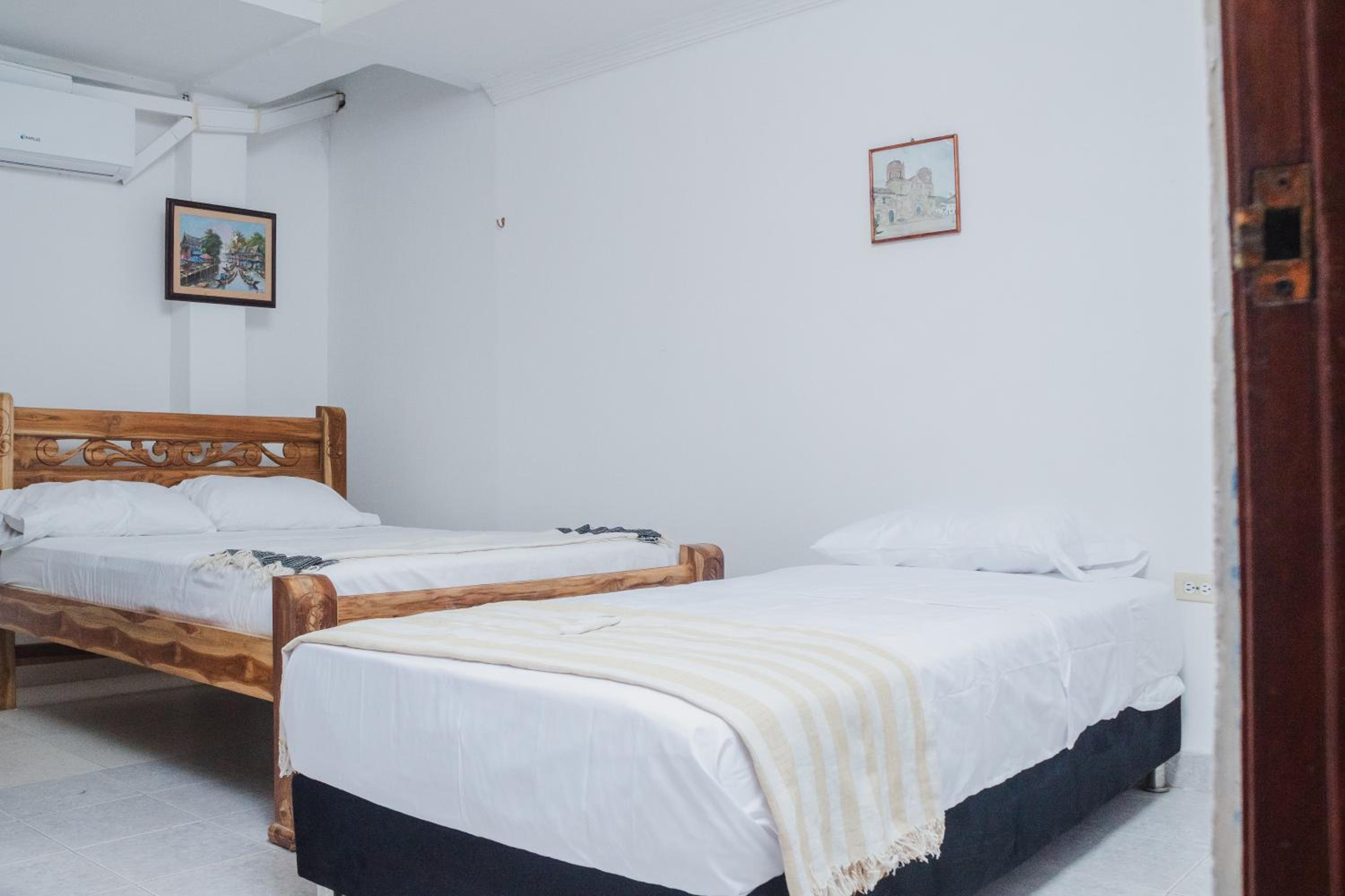 HOSTAL CASA TIO POLI