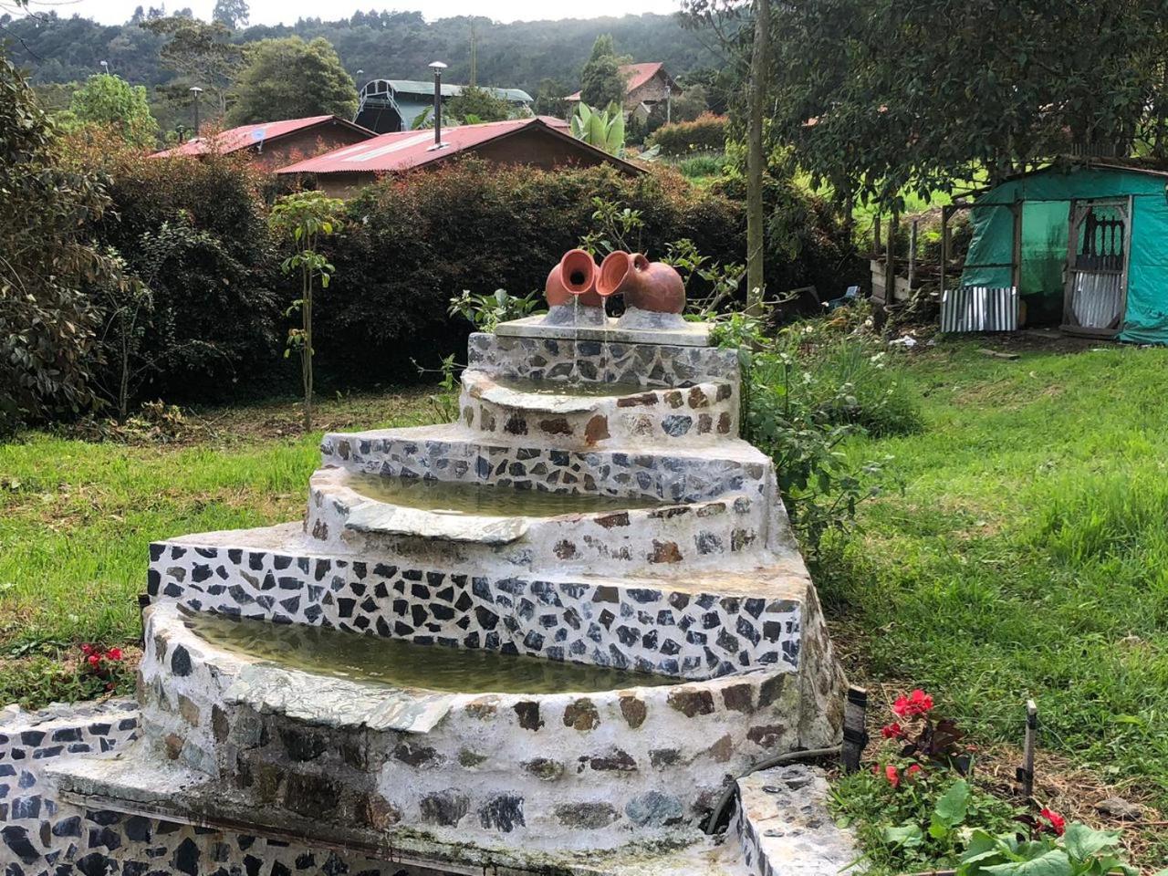 Espectacular Casa Finca en el Corazon de Santa Elena