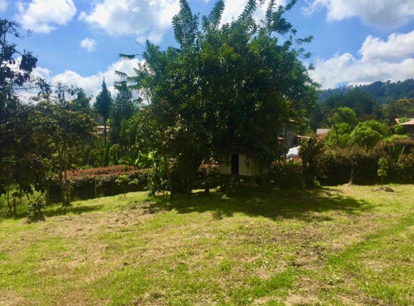 Espectacular Casa Finca en el Corazon de Santa Elena