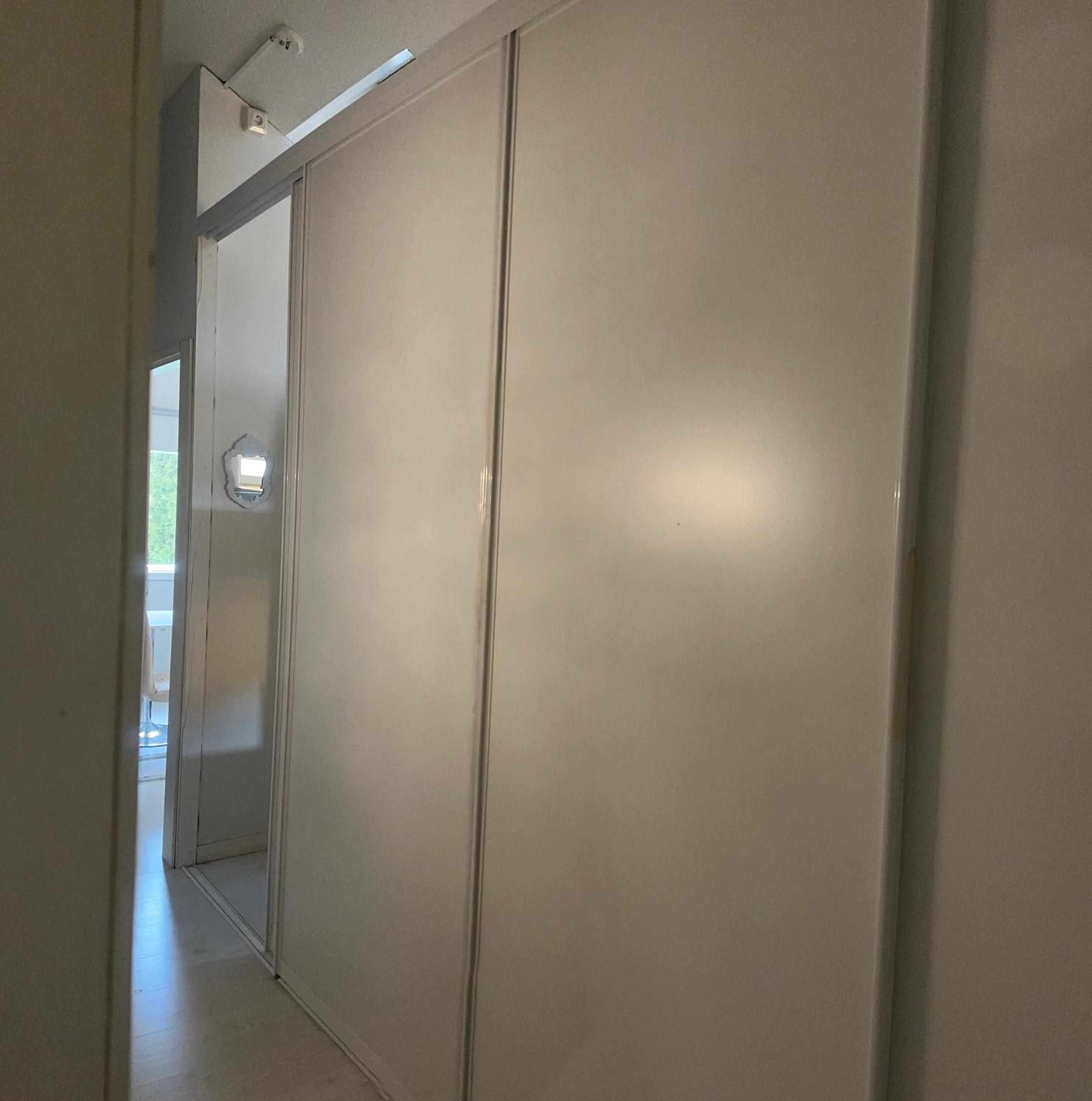Small guest room