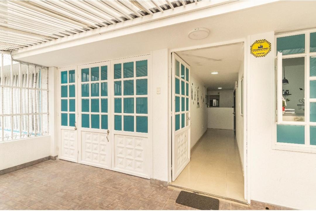 Apartamento completo cerca a embajada 1