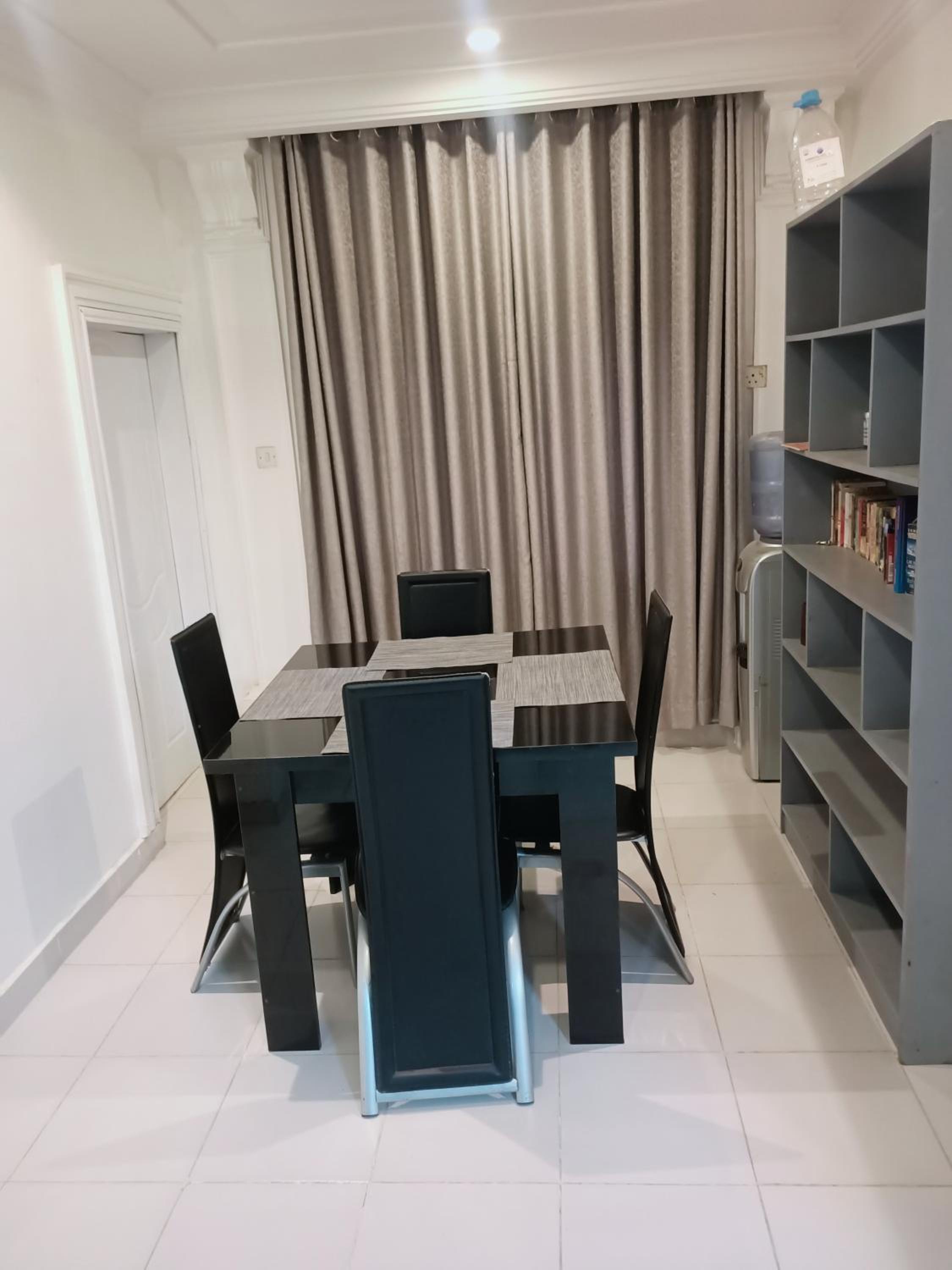 Sommy's place