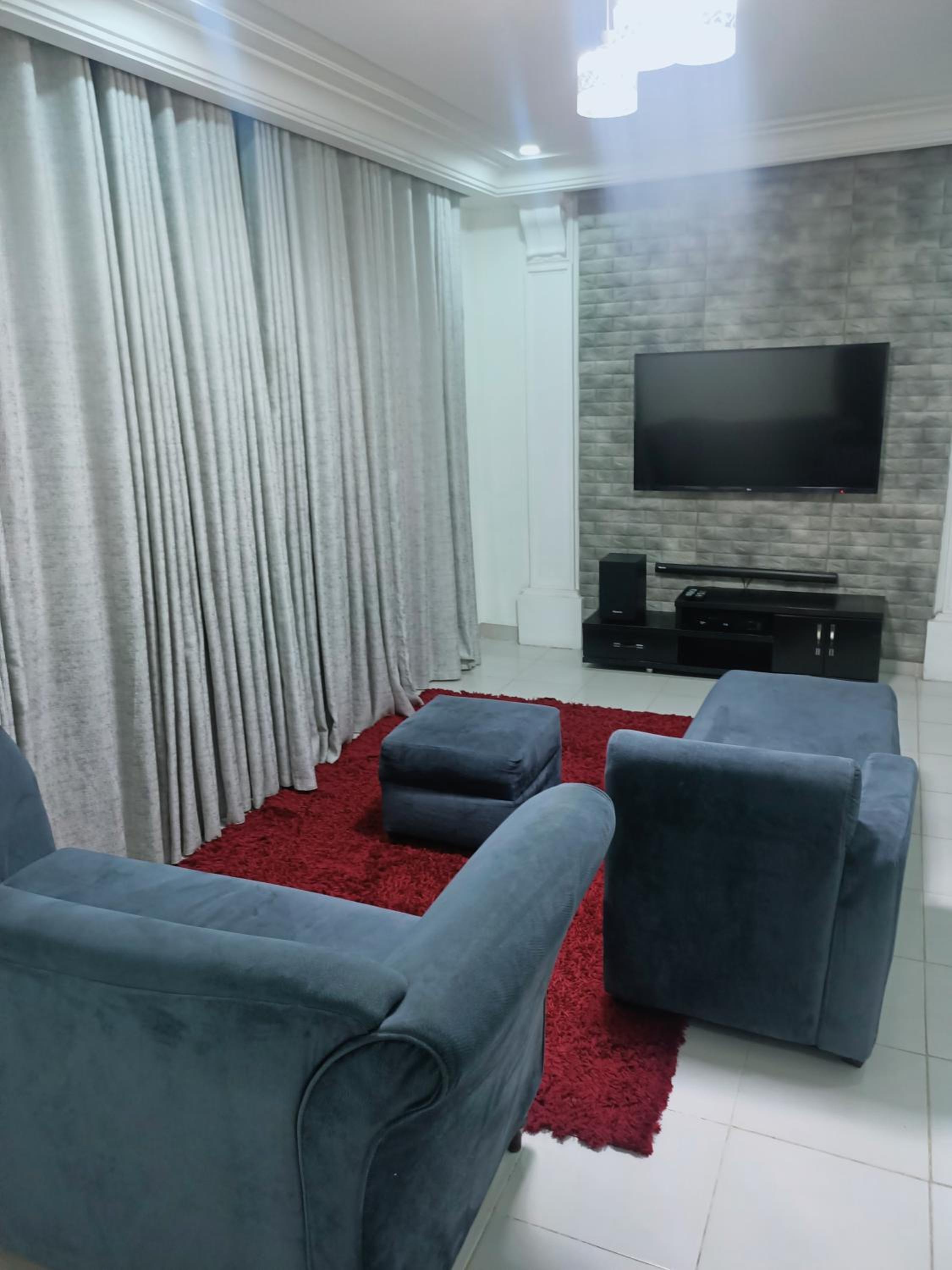 Sommy's place