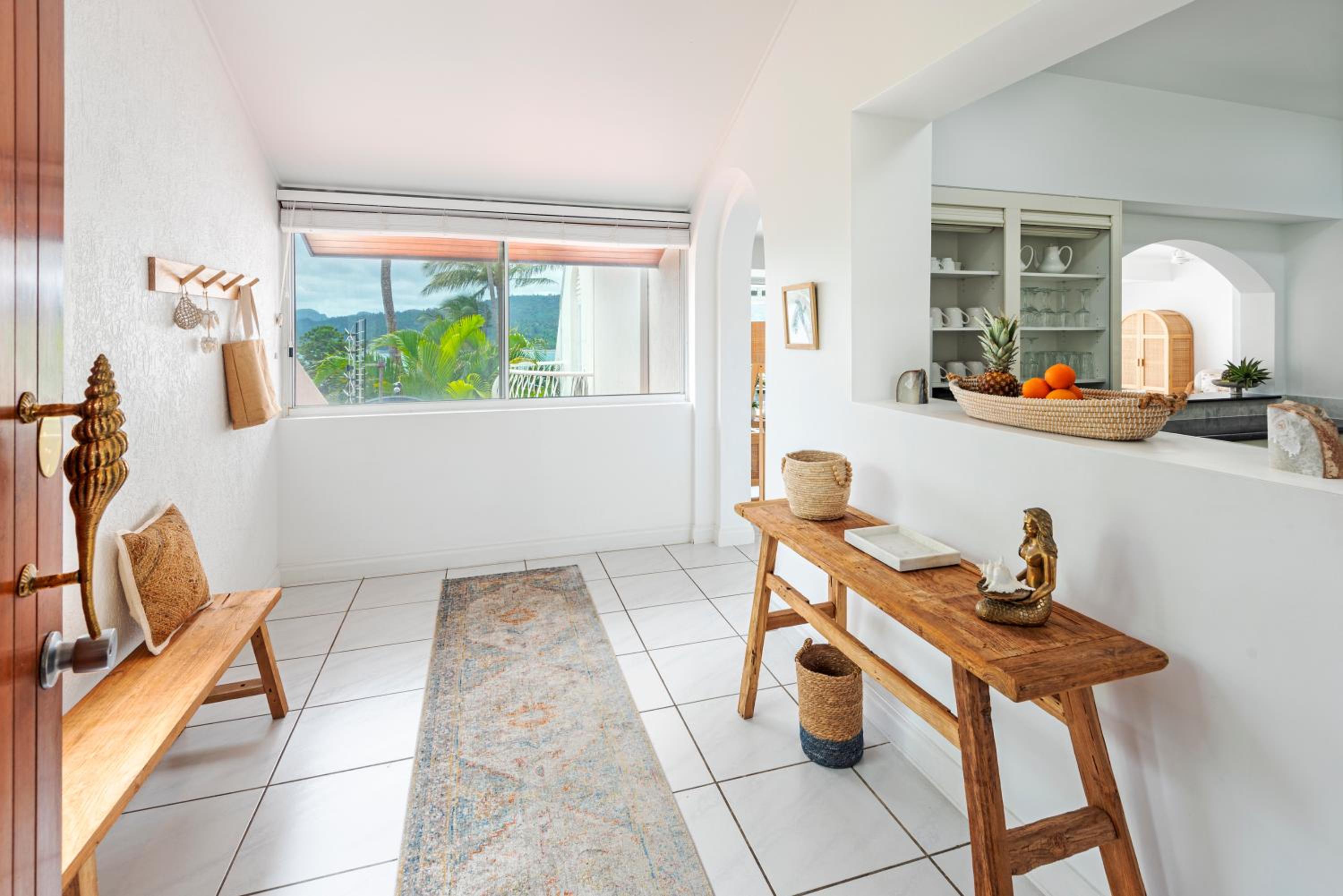 Bella Vista East 4 Oceanview, Golf Buggy, Valet Service & Shared Pool