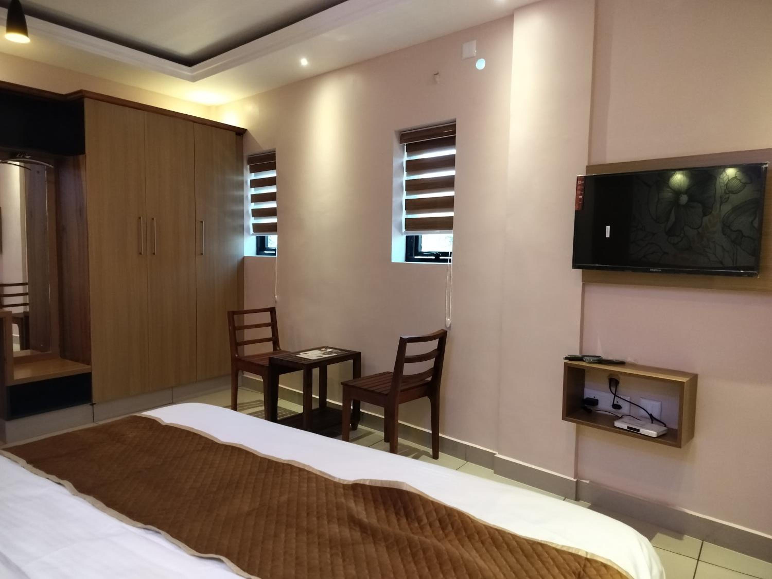 IvyArk Residency