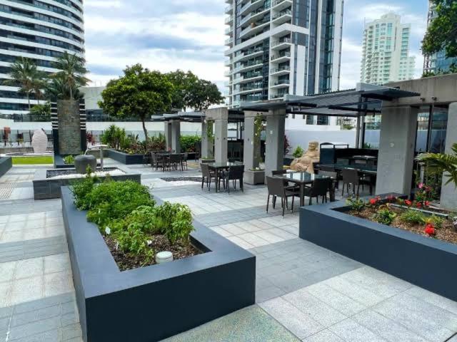 Oracle resort apartment