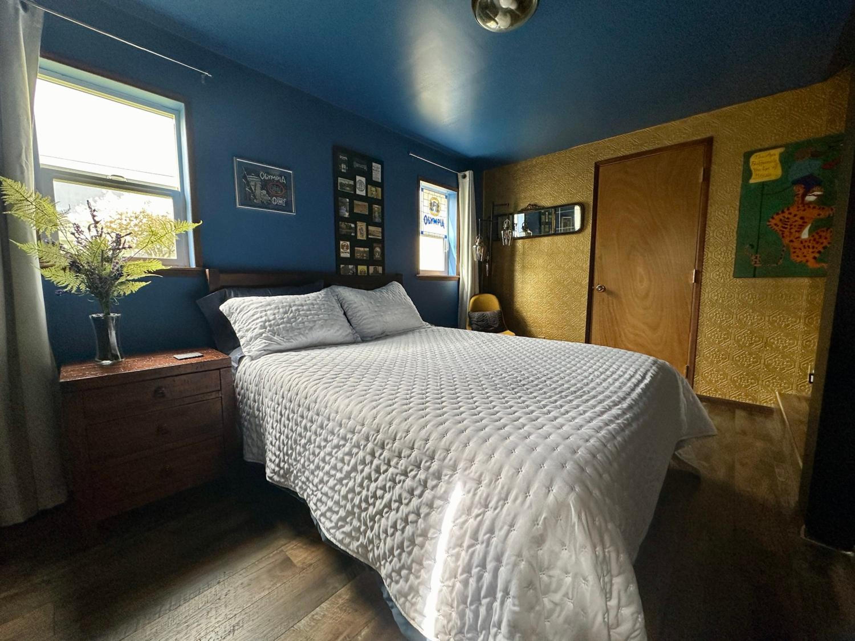 Delightful family-friendly home in the heart of WA view 5