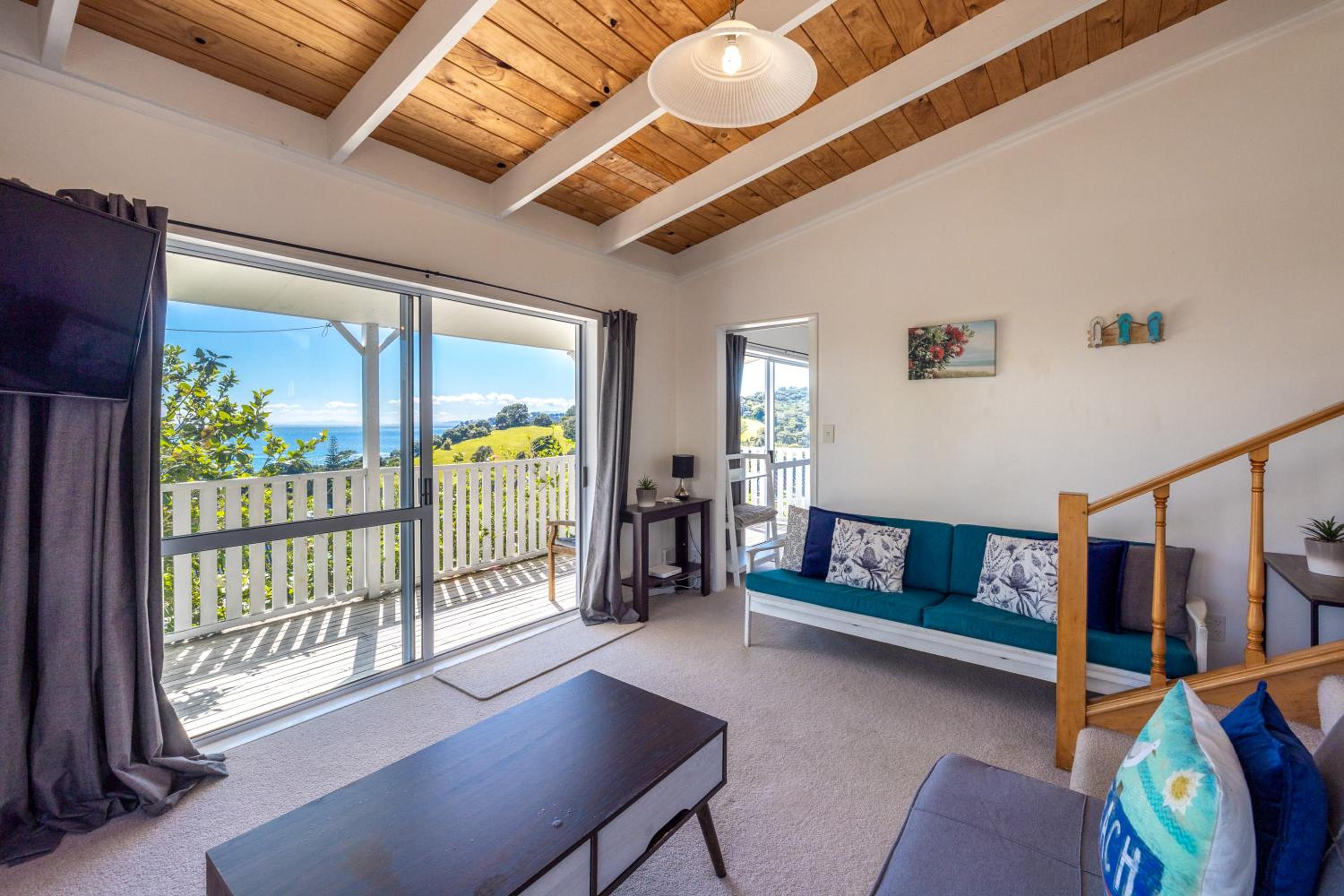 Oceanview Magic - Onetangi Holiday Home