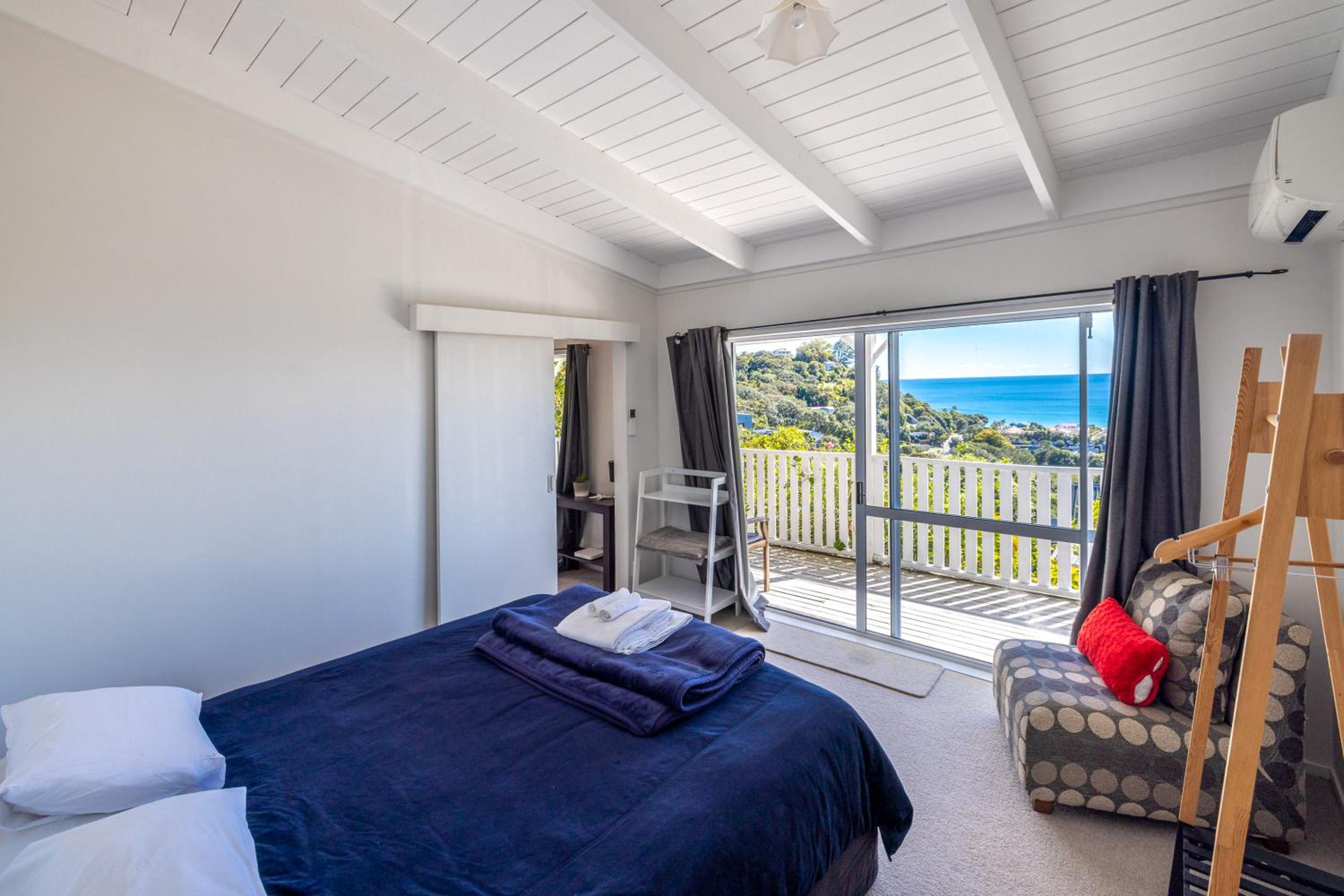 Oceanview Magic - Onetangi Holiday Home