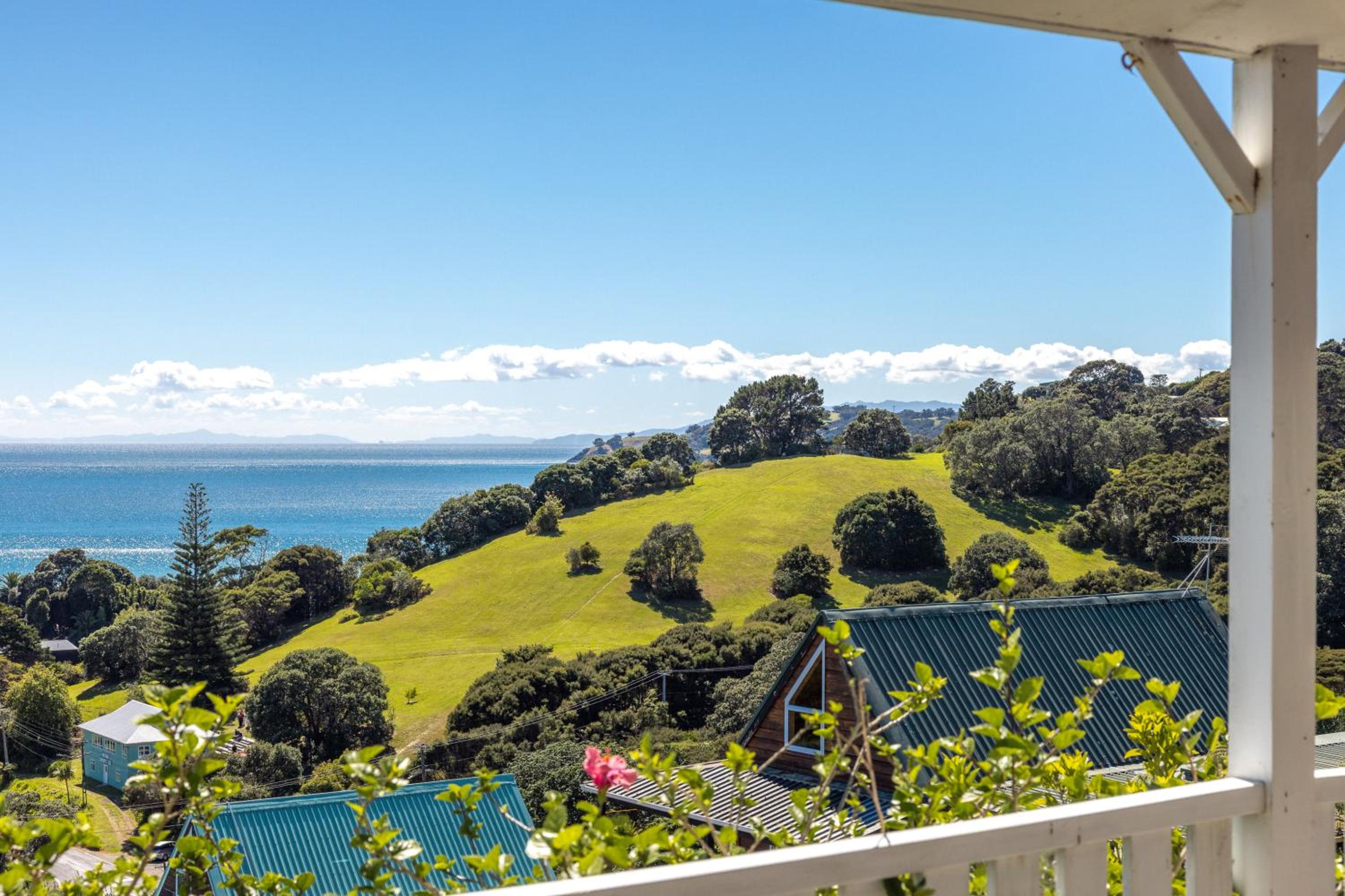 Oceanview Magic - Onetangi Holiday Home