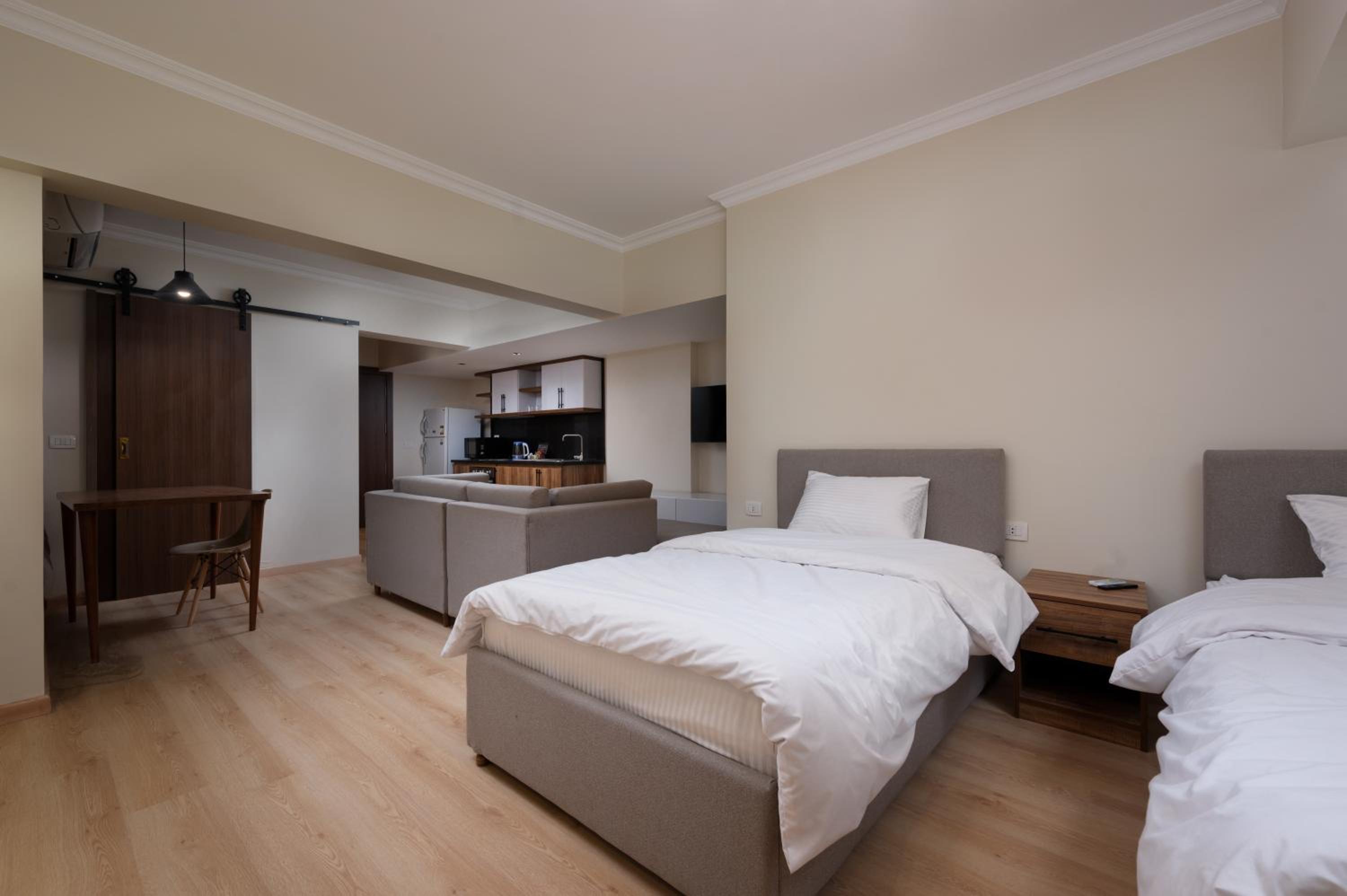 Belvira Residence - Self Check-in, Modern Studio Apartments in New Cairo