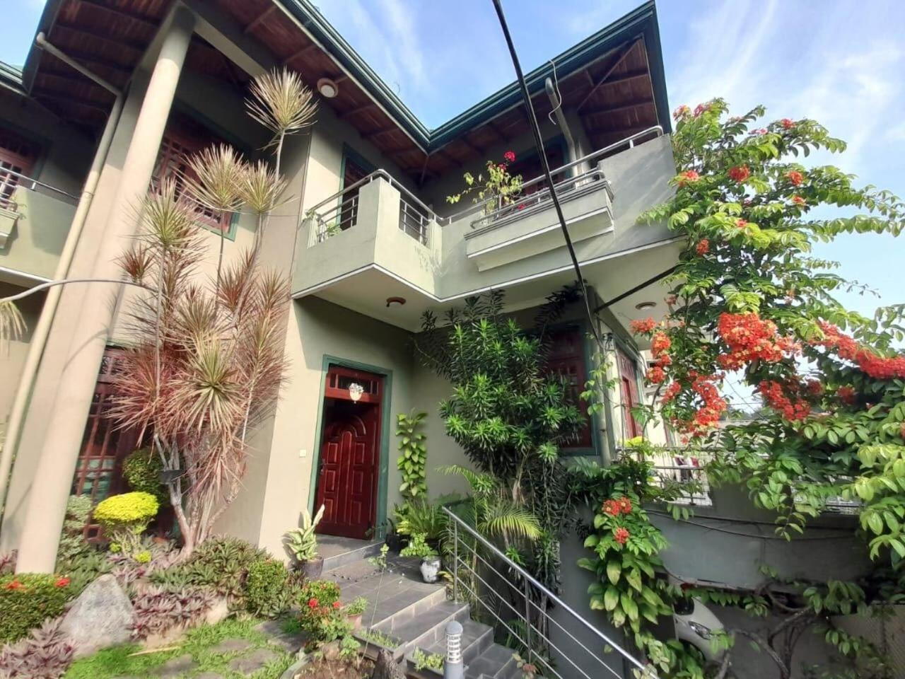 Bellwood Residence