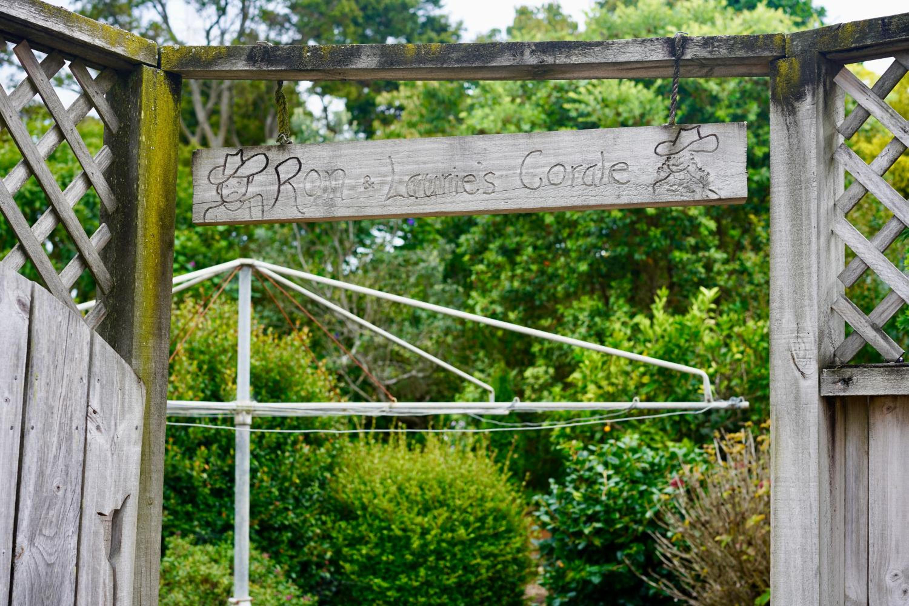 Oneroa Tui Garden - Be My Guest Waiheke