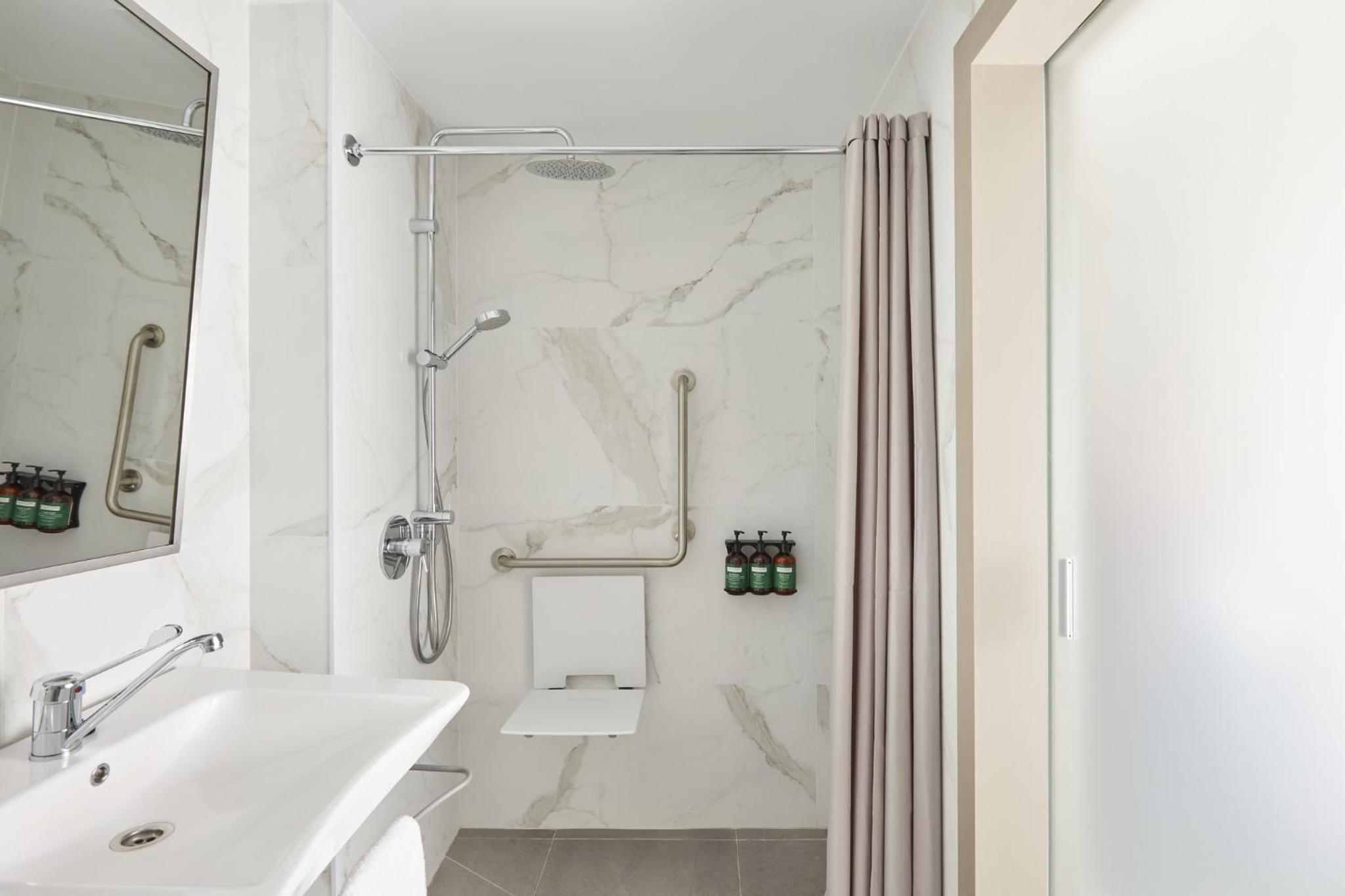 Crowne Plaza Madrid - Centre Retiro by IHG