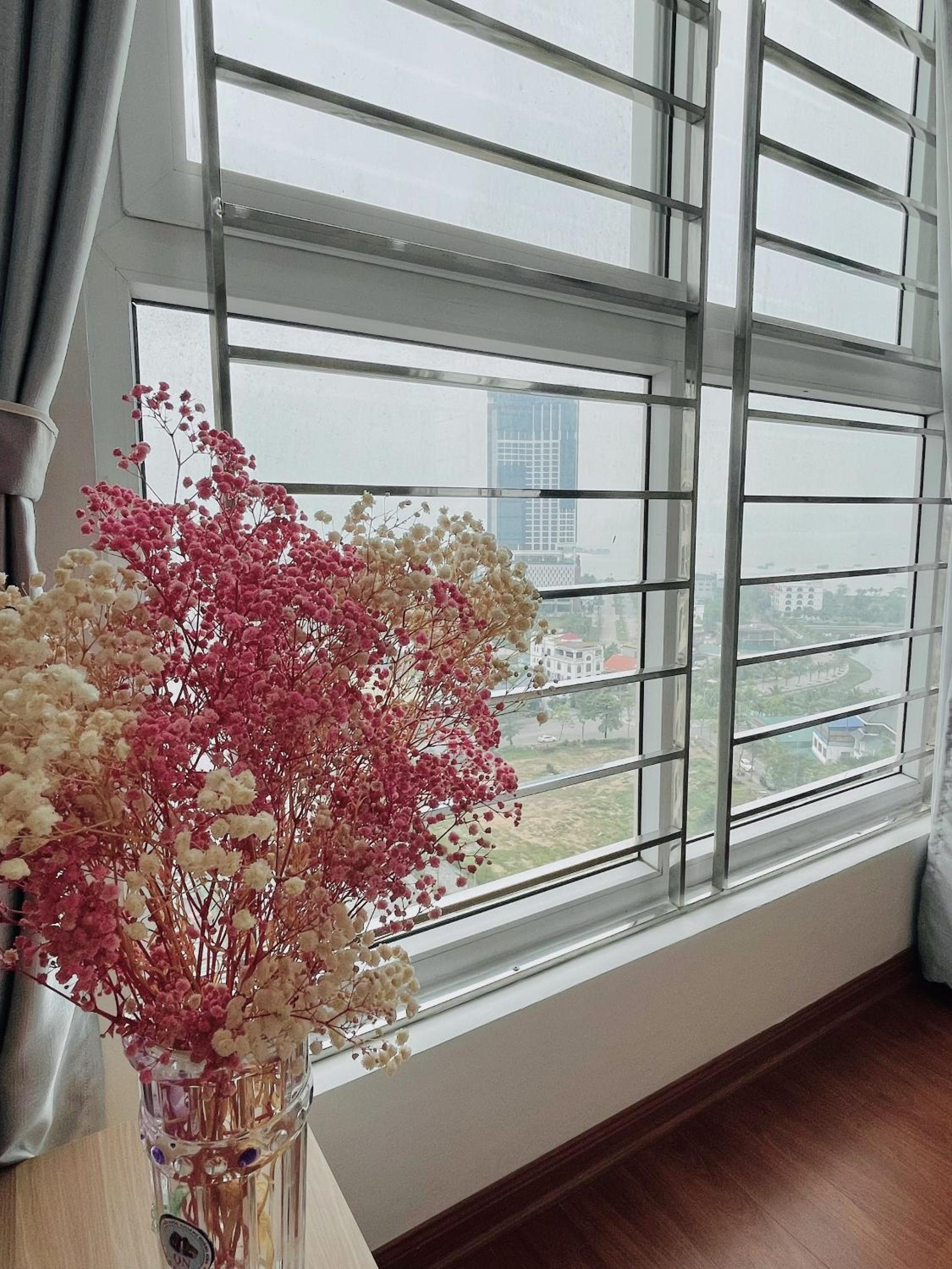 Homestay Ha Long City view 5