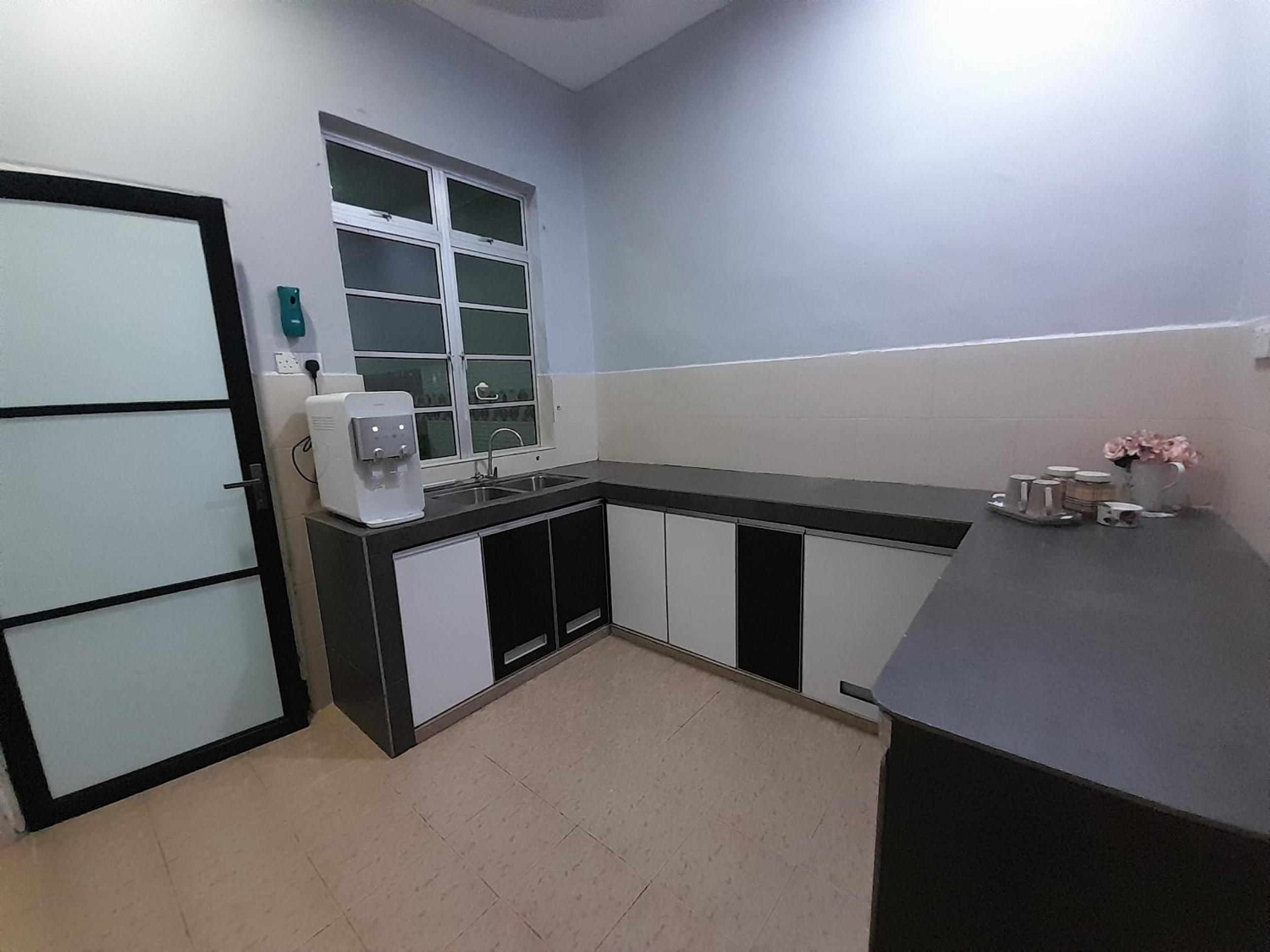 Homestay Cempaka Cottage Kuantan photo 5