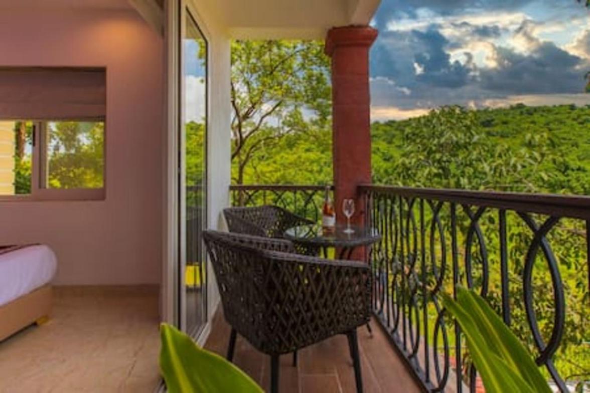 Luxurious Apartment with a Pool near Candolim 9 view 2
