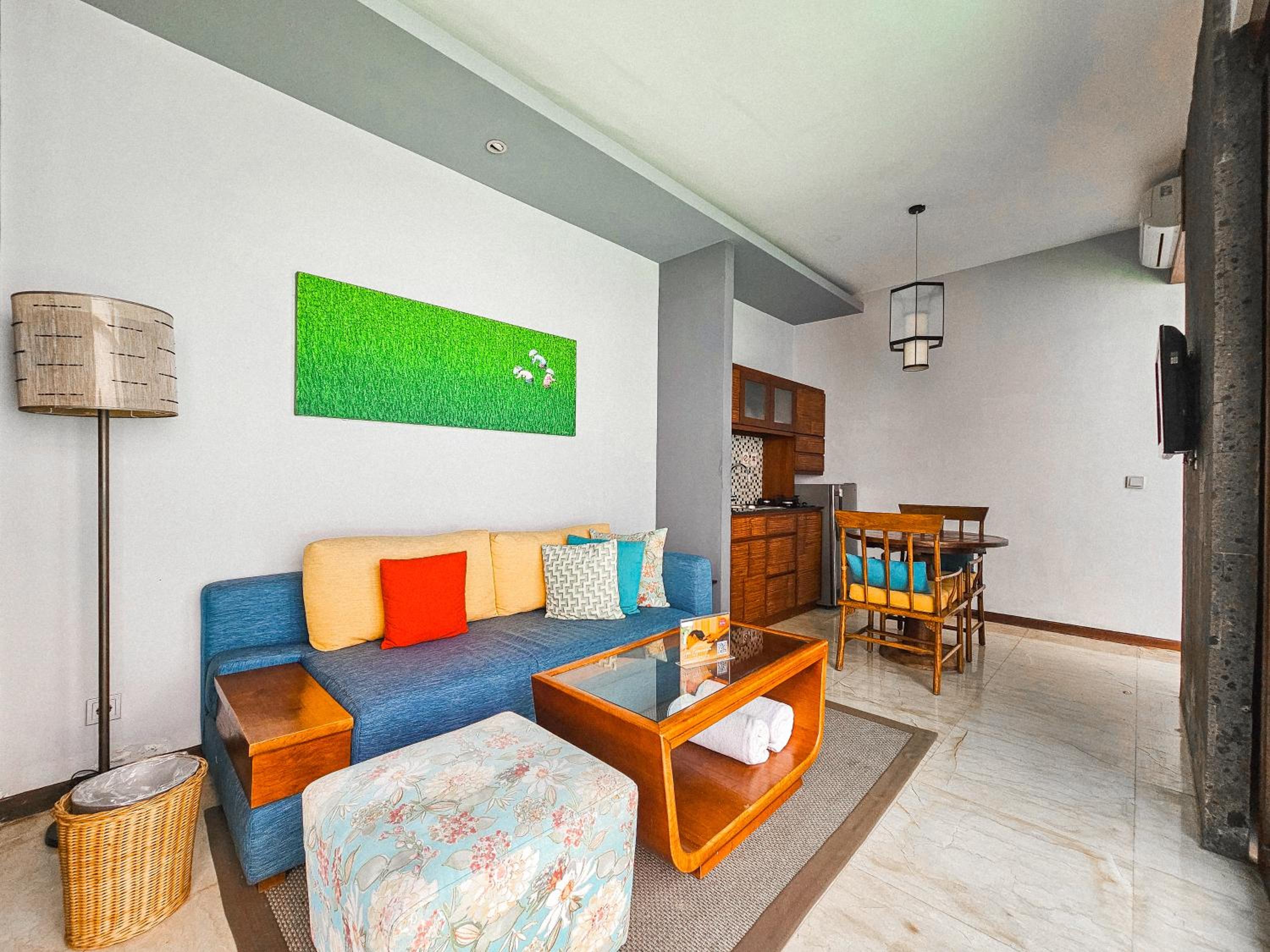 Seminyak Icon - by Karaniya Experience - CHSE certified