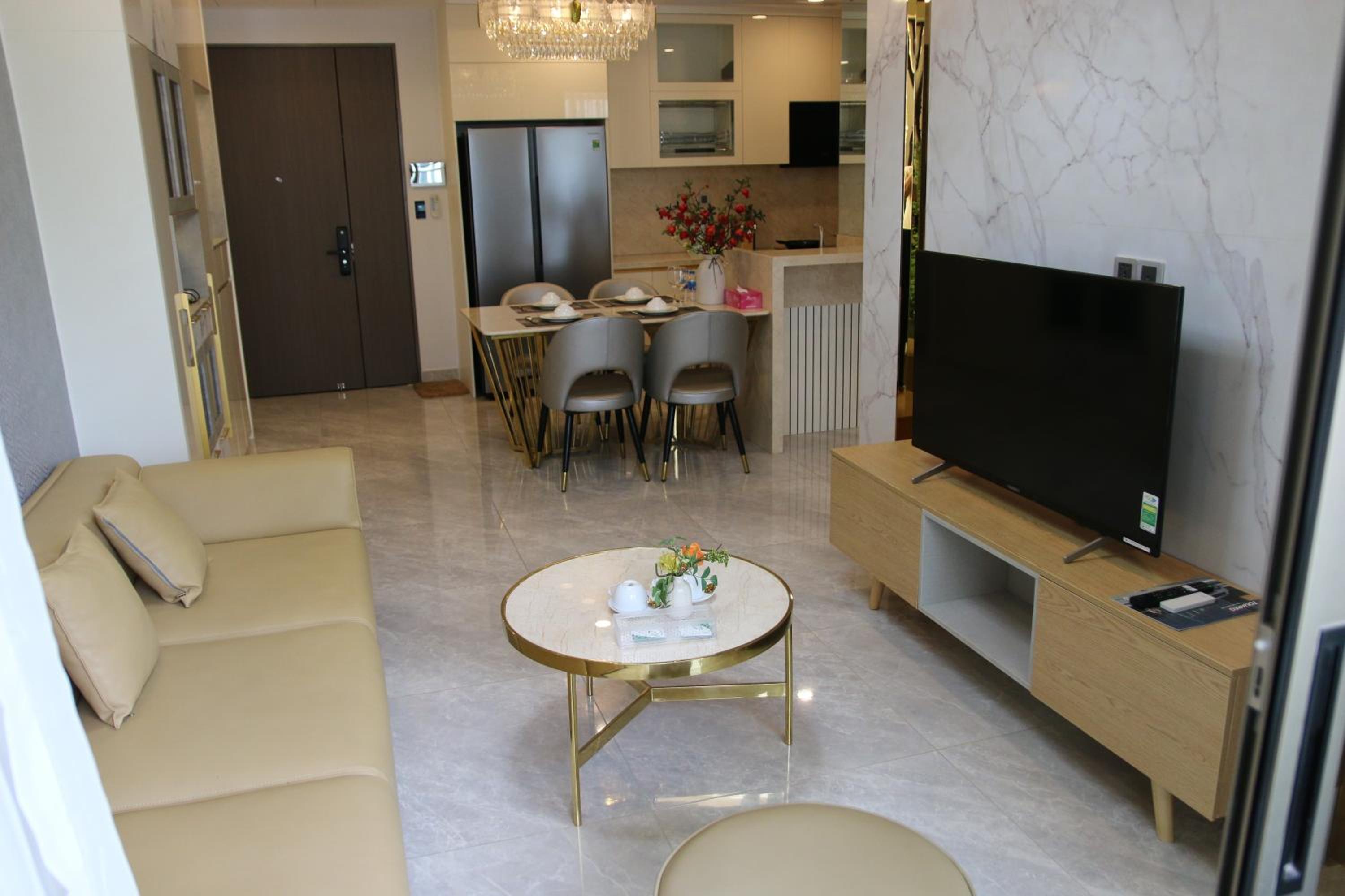 AlaHome 2Br M8 Midtown