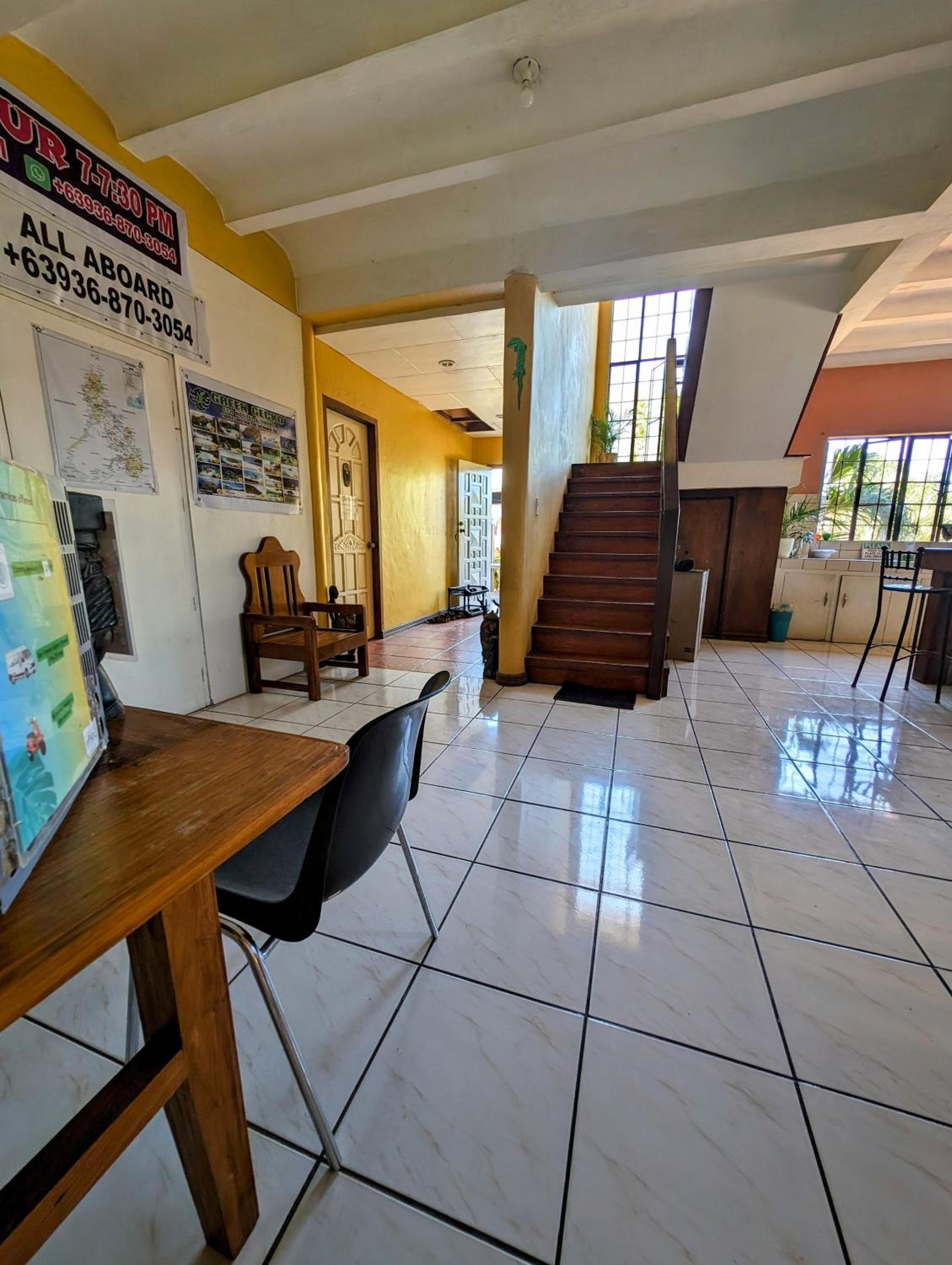 Screaming Gecko Hostel view 3