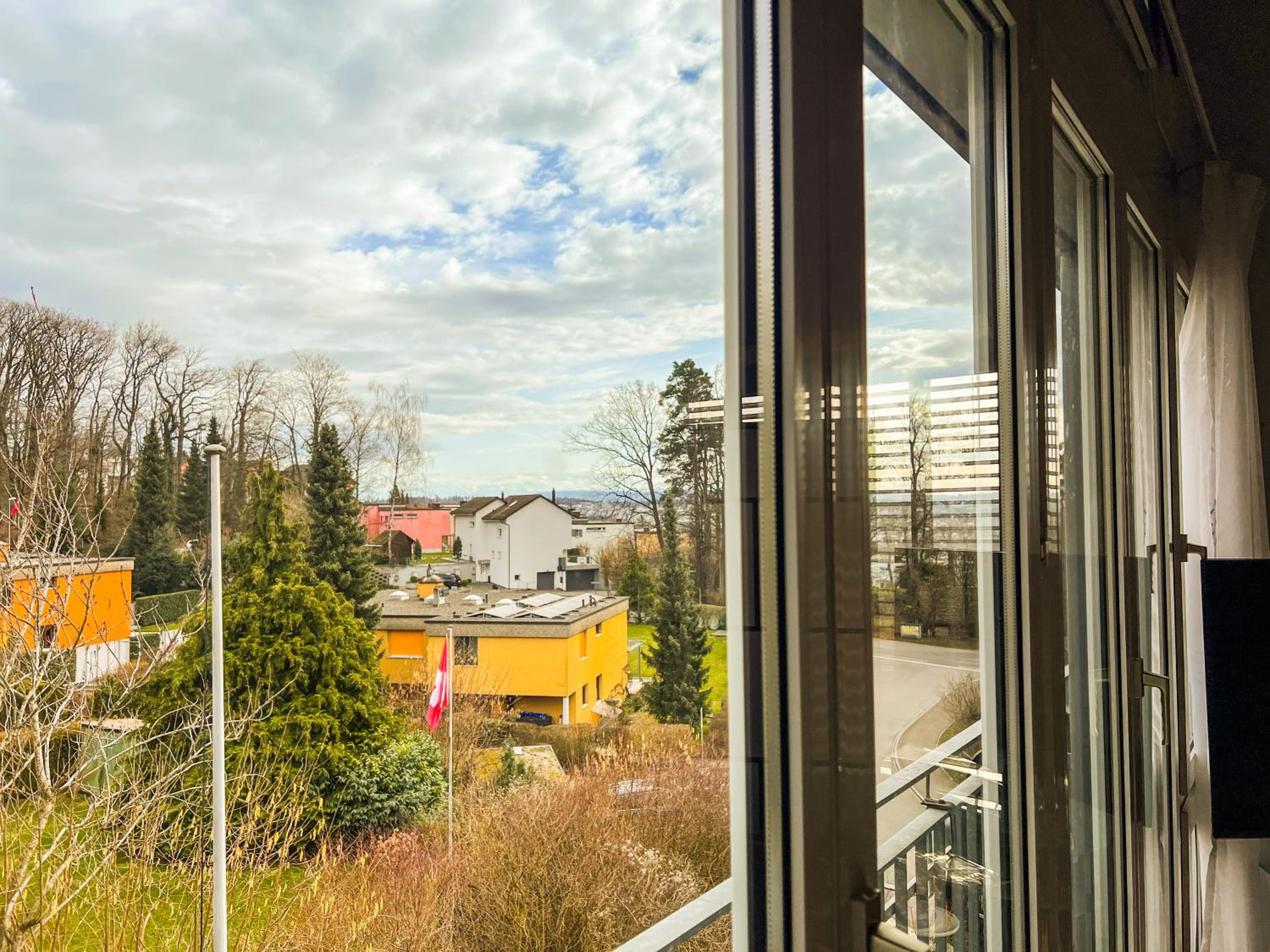 Dachwohnung in Flughafennähe