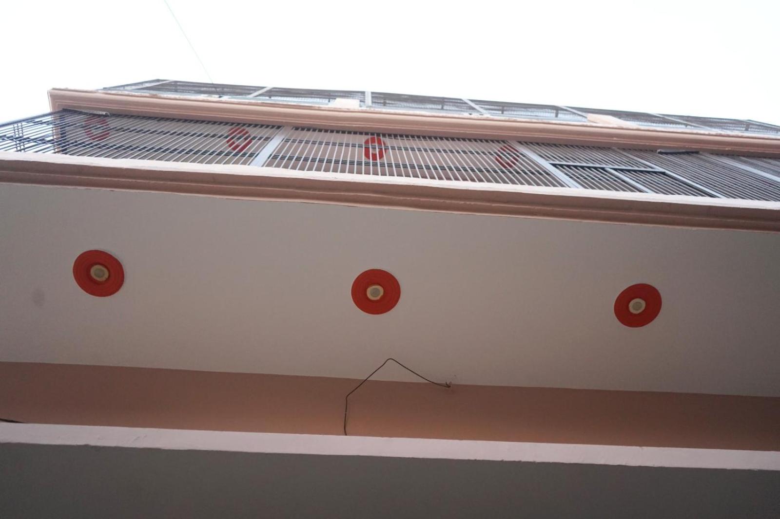 Malti Home stay 5 minute walking distance fromAyodhya DhamRailway Station view 3