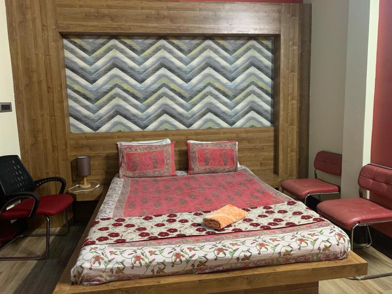 Eastwood Guest House