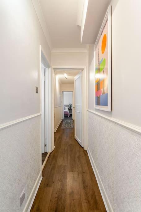 Stylish 2Bed 2Bath Seafront Patio Apartment view 4