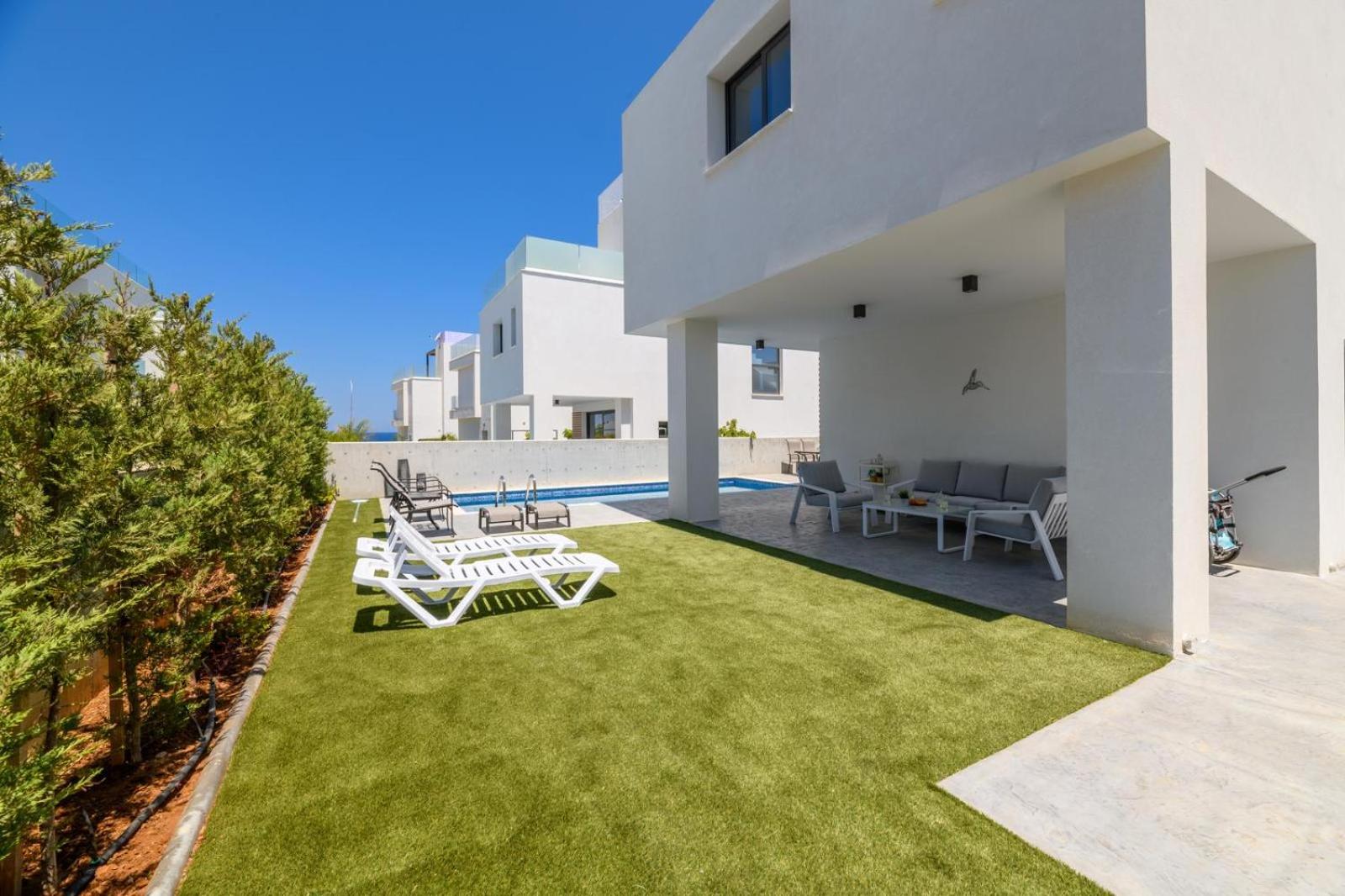 By The beach Villa 3