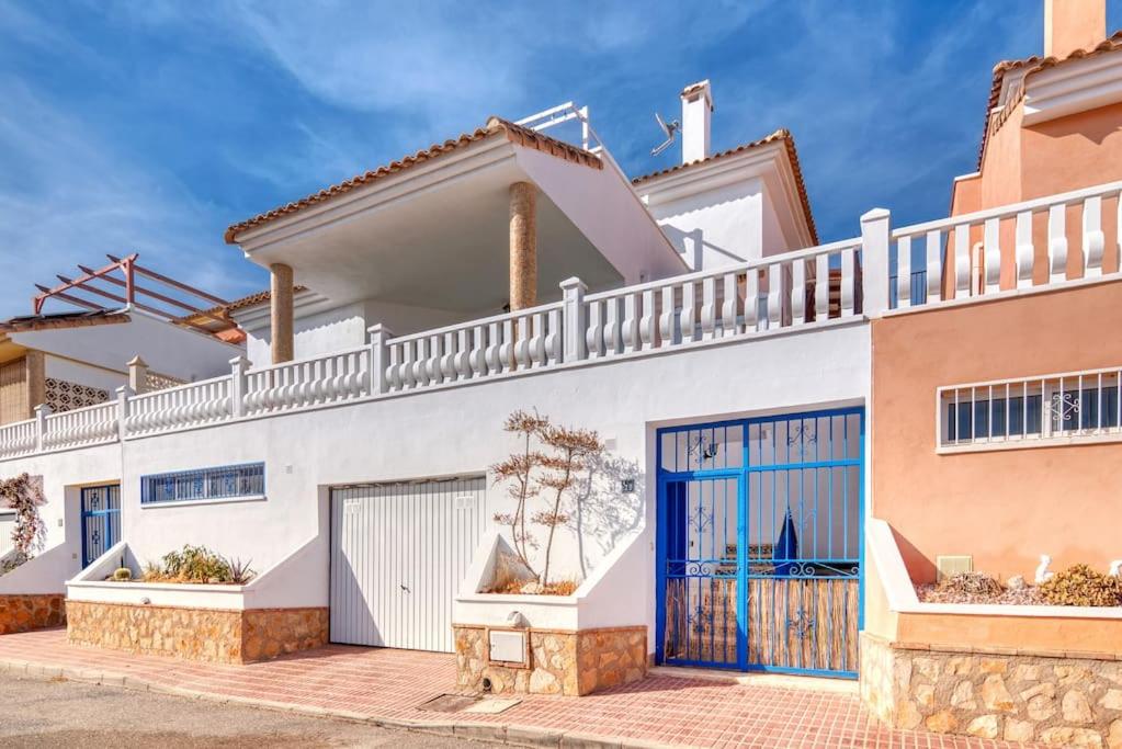 beautiful villa private pool & Jacuzzi with panoramic views