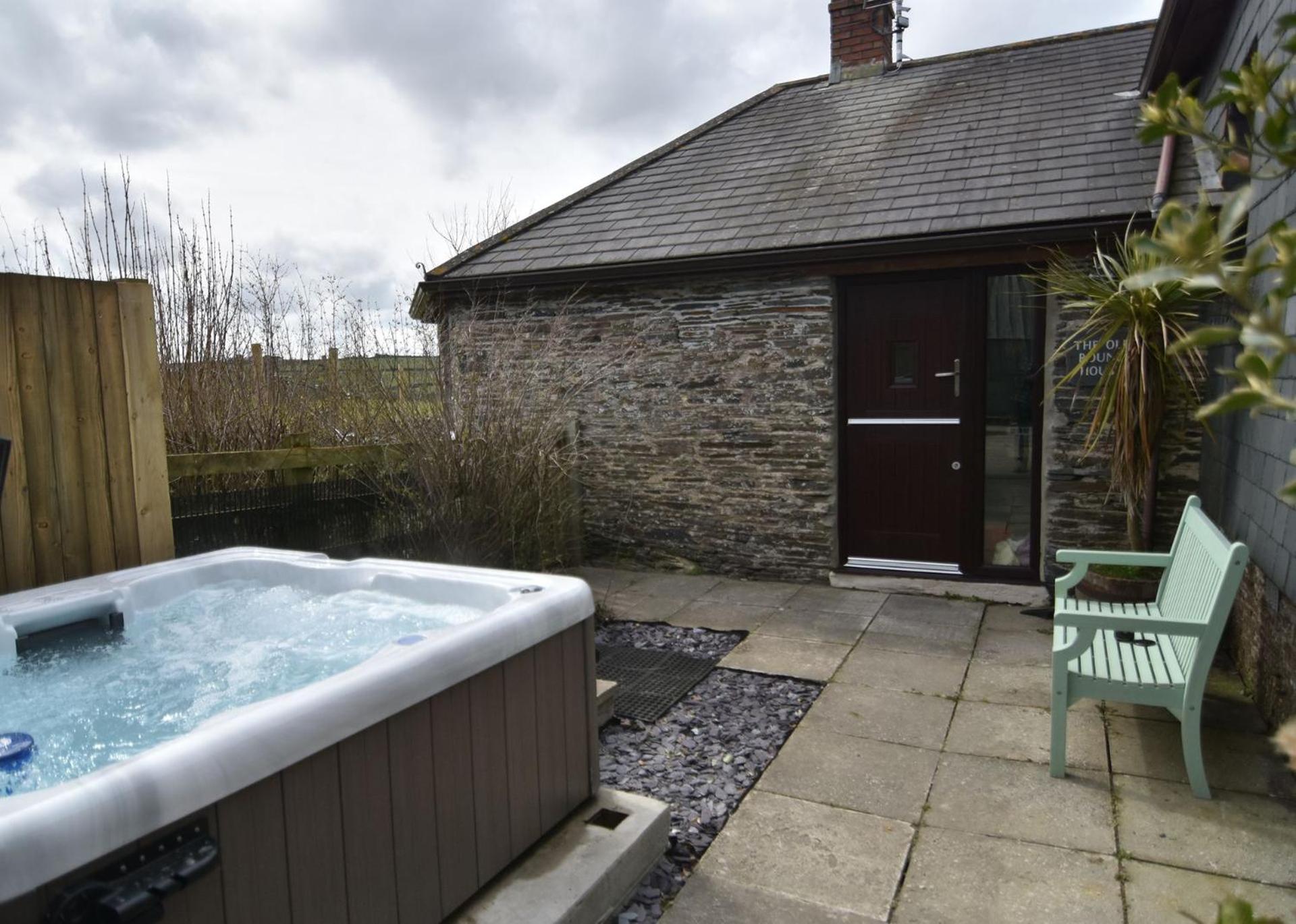 Old Round House with hot tub view 5