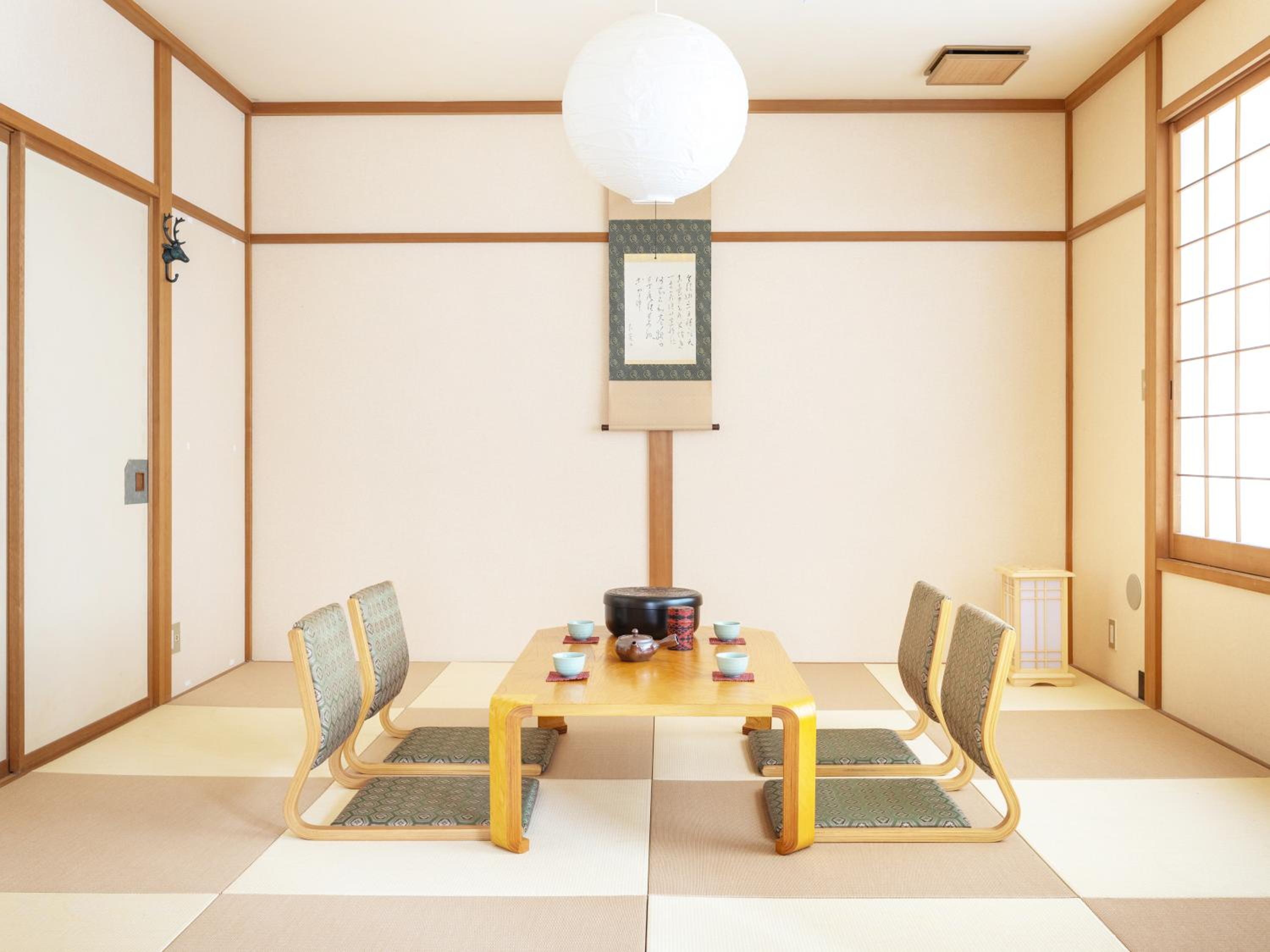 DEER HOUSE TATESHINA