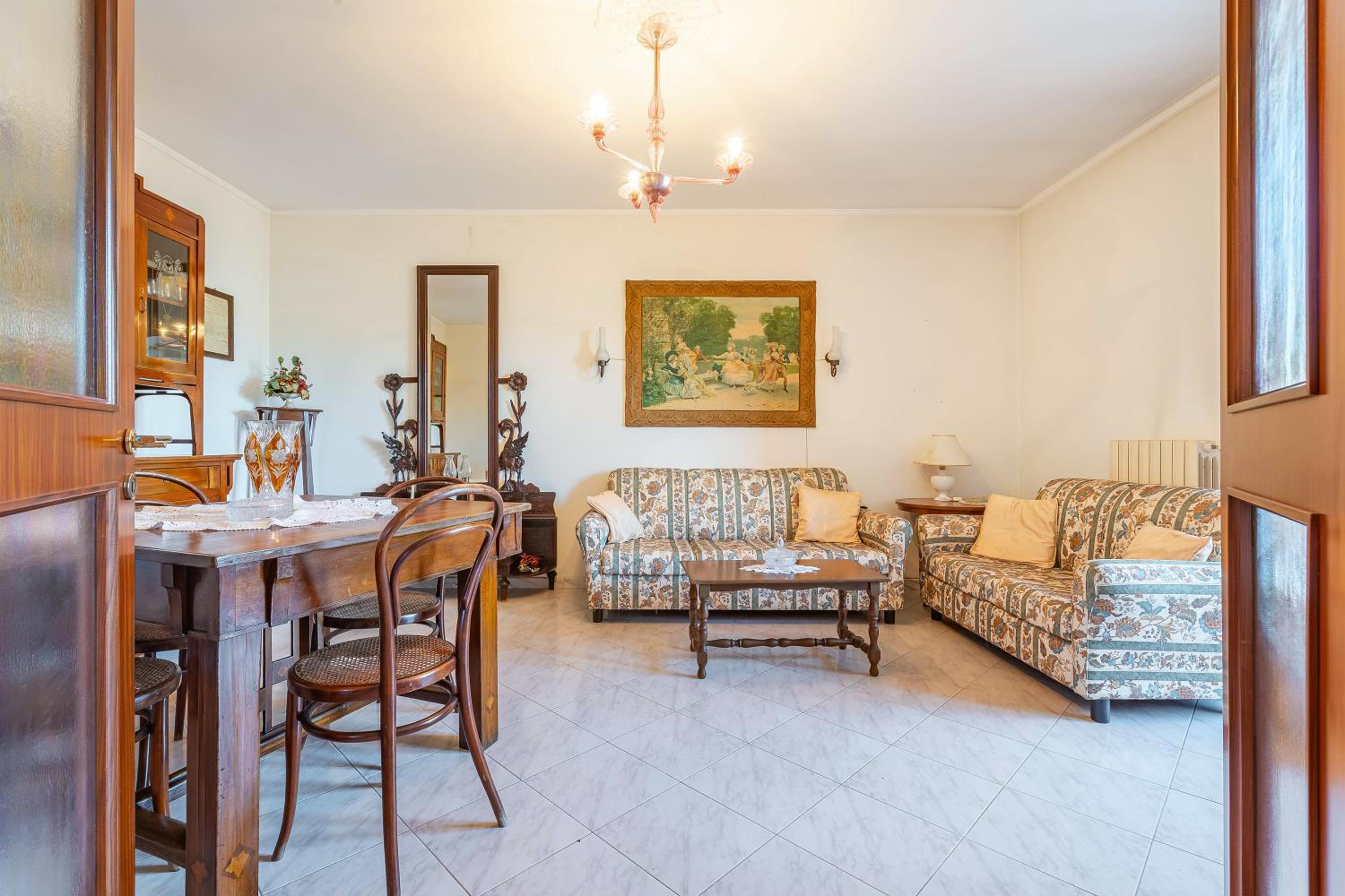 Porta Di Mare Apartment - Happy Rentals view 3