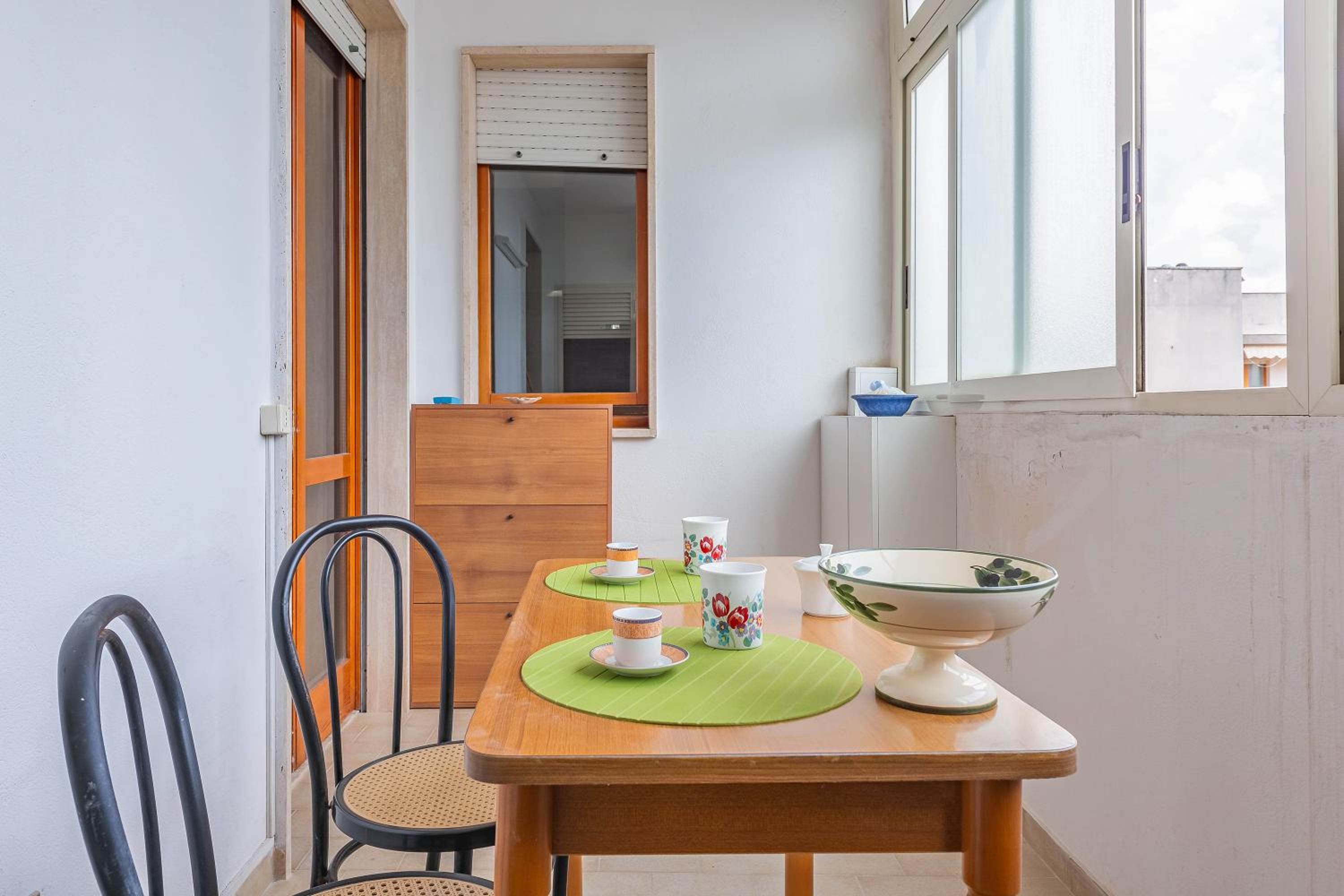 Porta Di Mare Apartment - Happy Rentals view 5