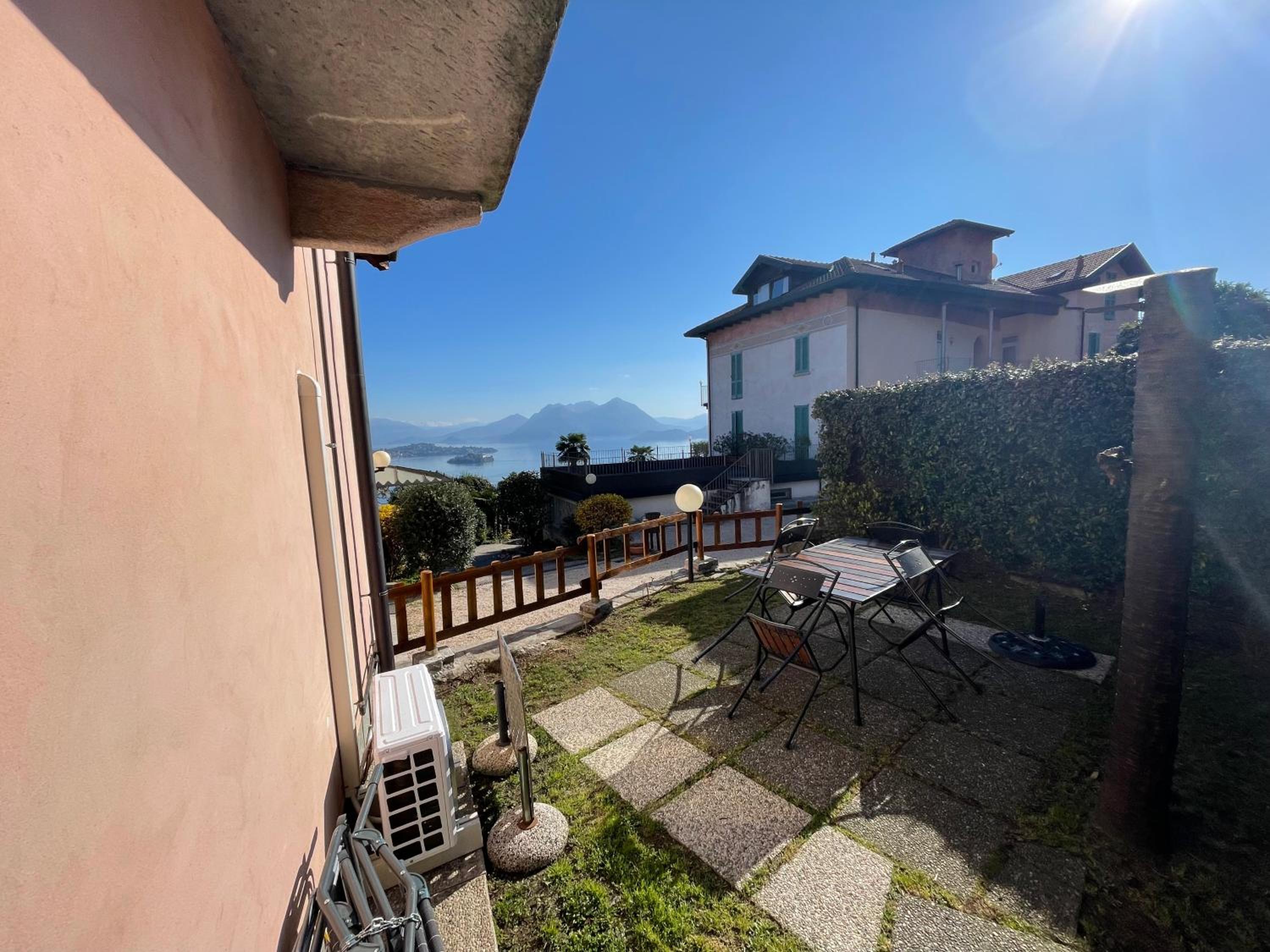 Rossana Apartment Lago Maggiore