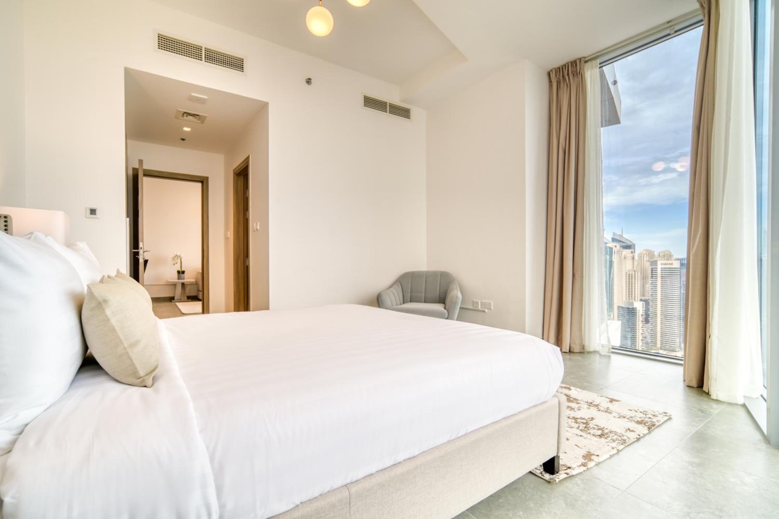 Stella Maris, Dubai Marina - Mint Stay