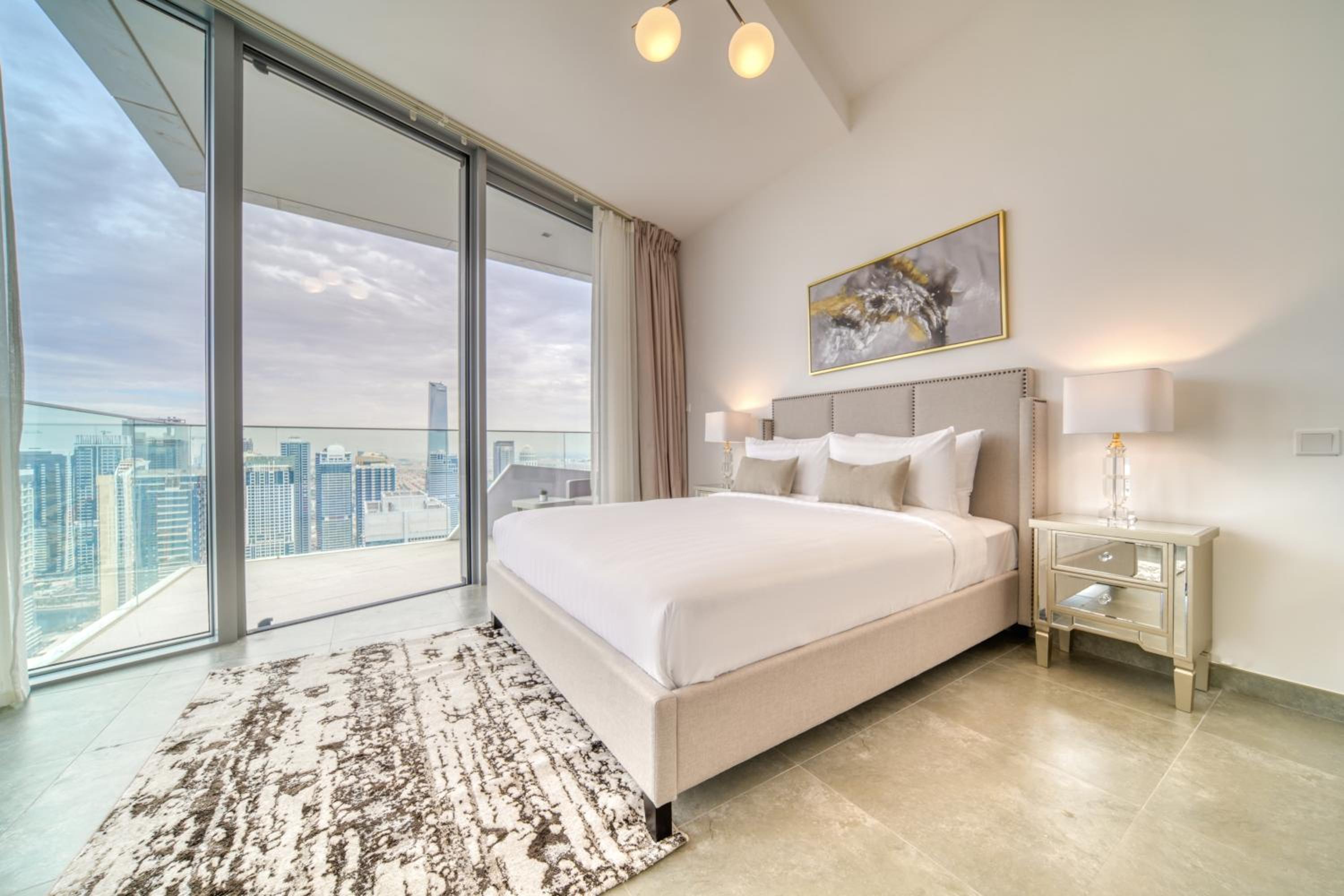 Stella Maris, Dubai Marina - Mint Stay