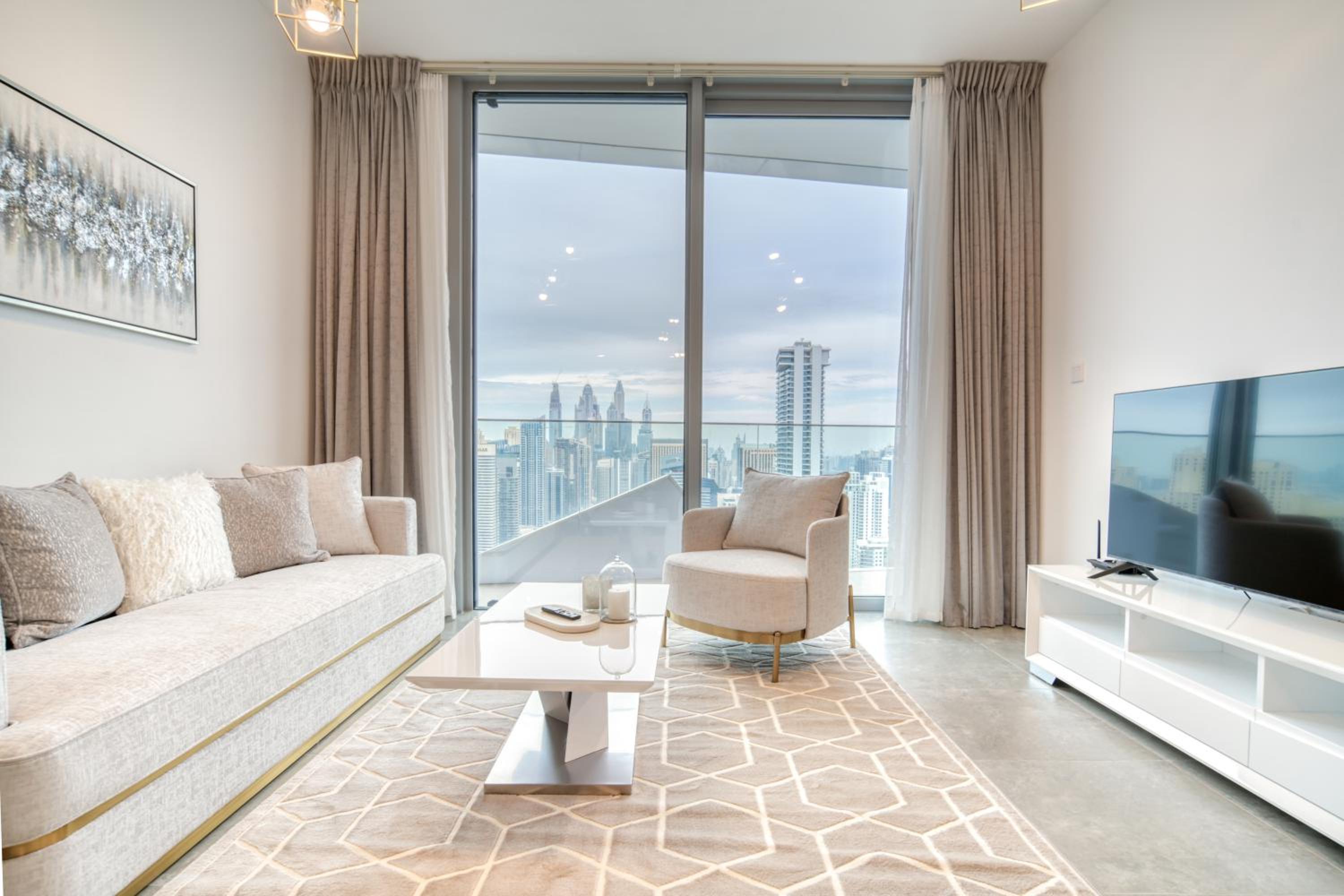 Stella Maris, Dubai Marina - Mint Stay