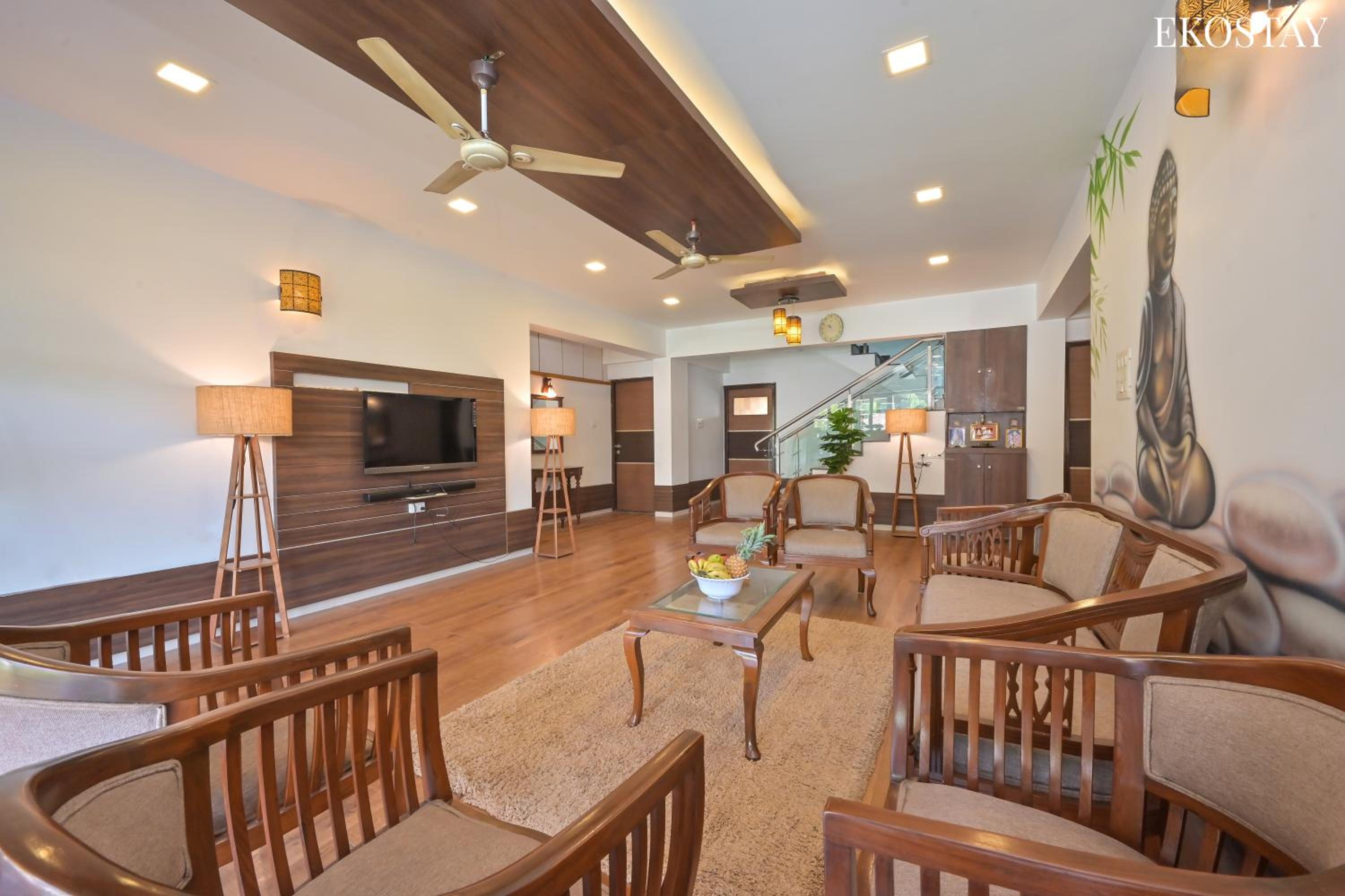 EKOSTAY Gold - Amara Villa view 4