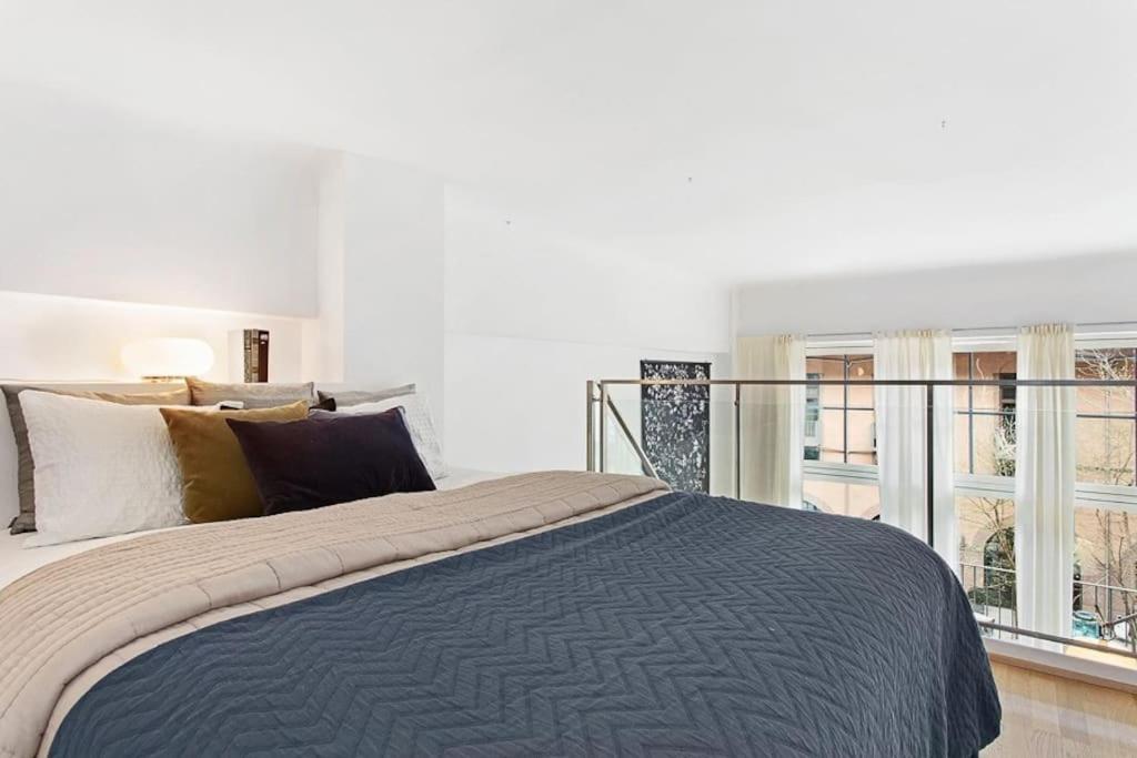 Spectacular loft in the middle of Oslo City Centre view 2