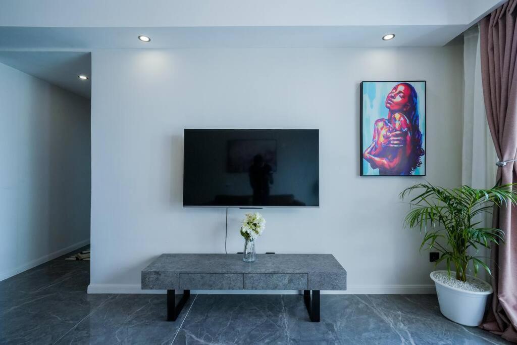 Abantu Parkview 2BR Suite near JKIA SGR with Pool Gym Eatery