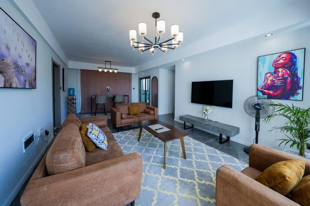 Abantu Parkview 2BR Suite near JKIA SGR with Pool Gym Eatery