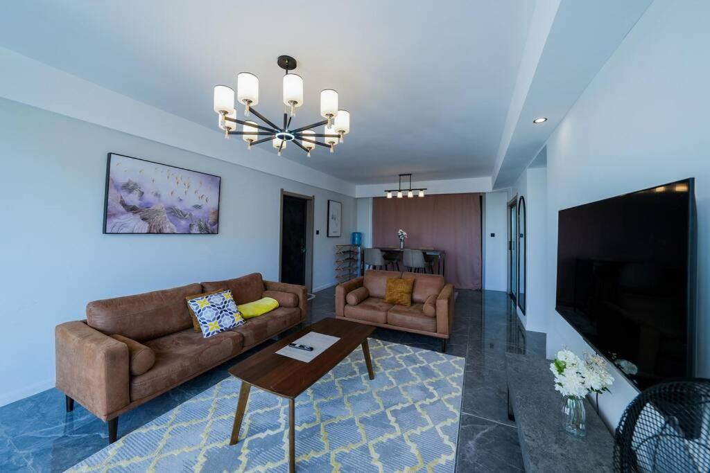 Abantu Parkview 2BR Suite near JKIA SGR with Pool Gym Eatery